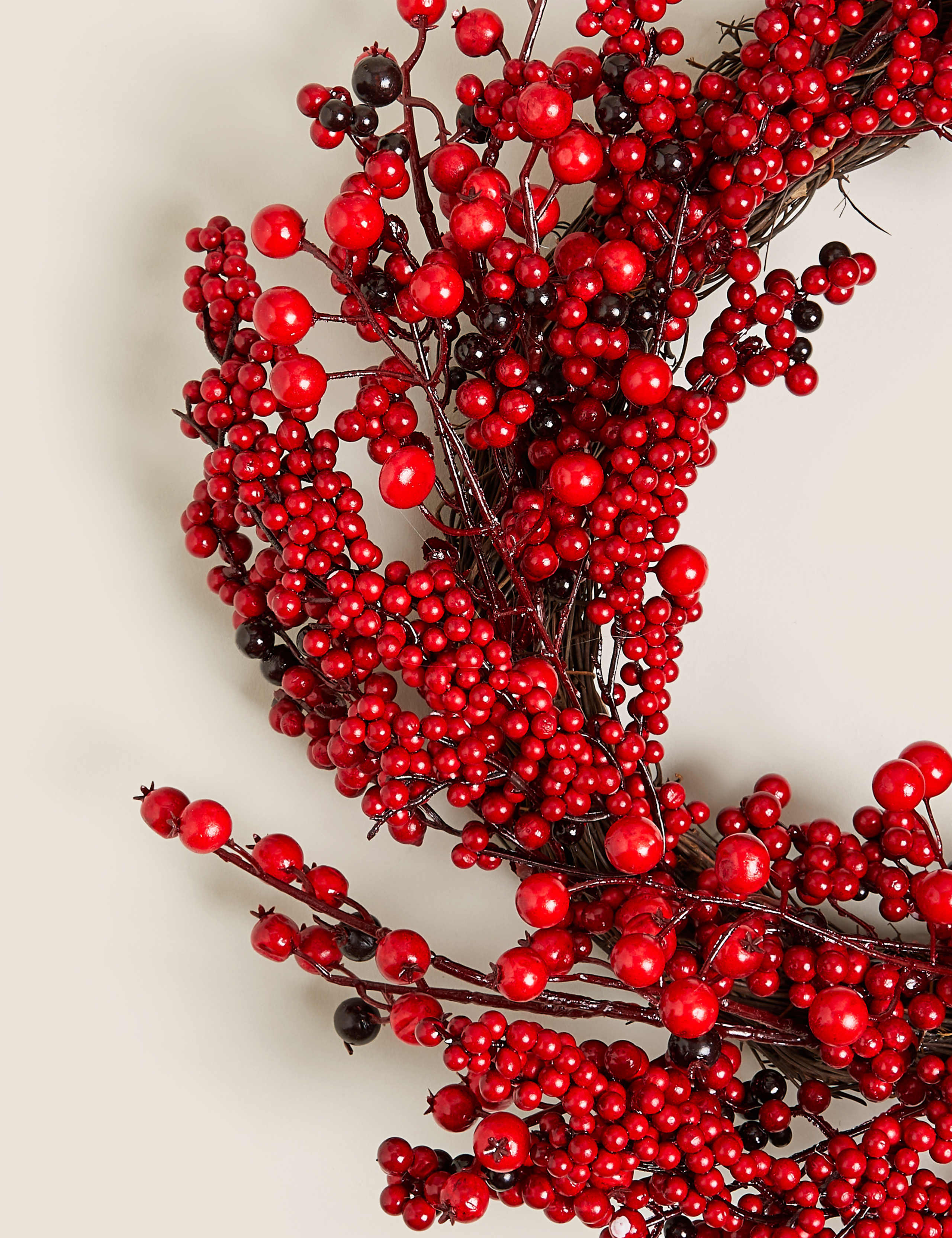 Red Berry Wreath 3 of 5