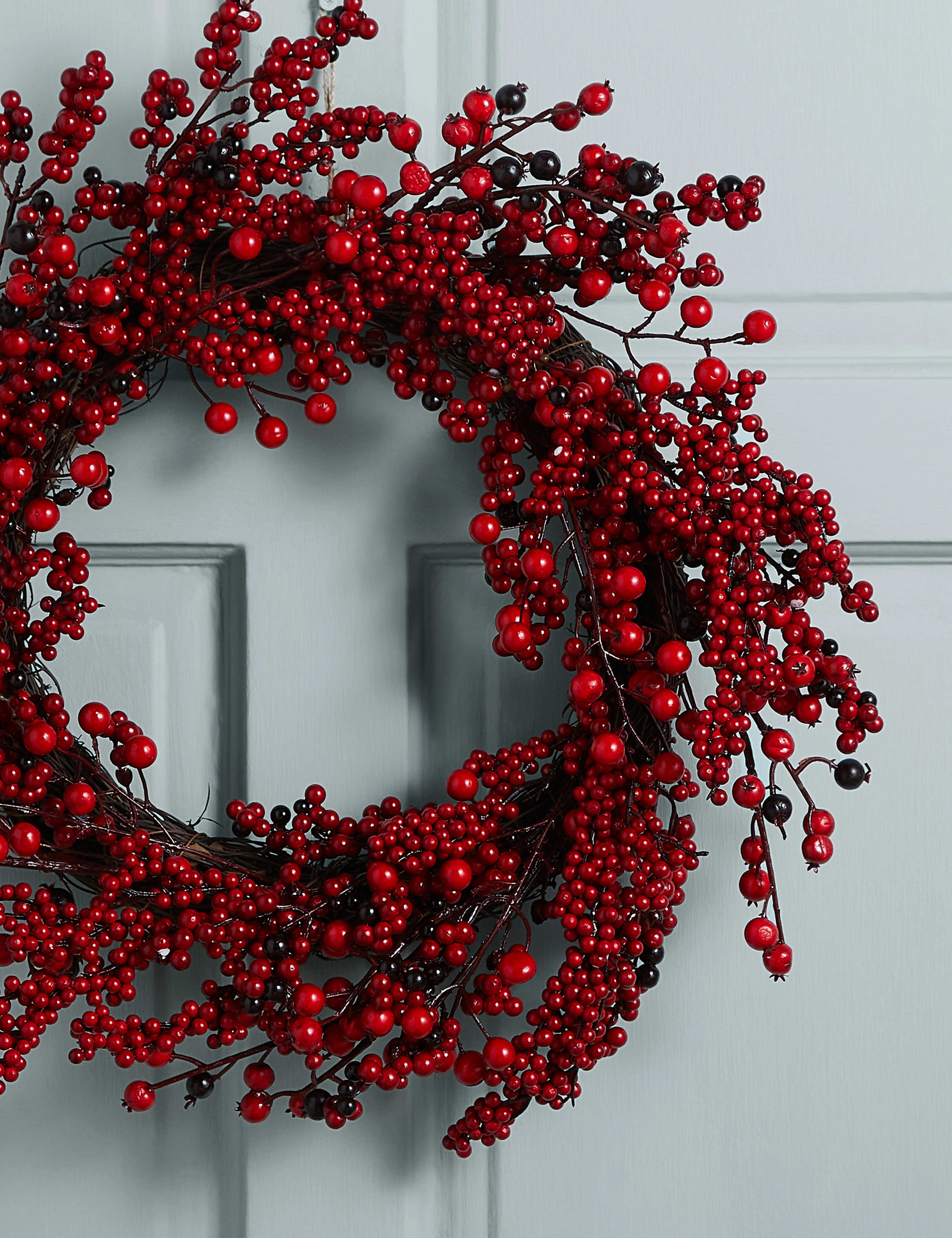 Red Berry Wreath 2 of 5