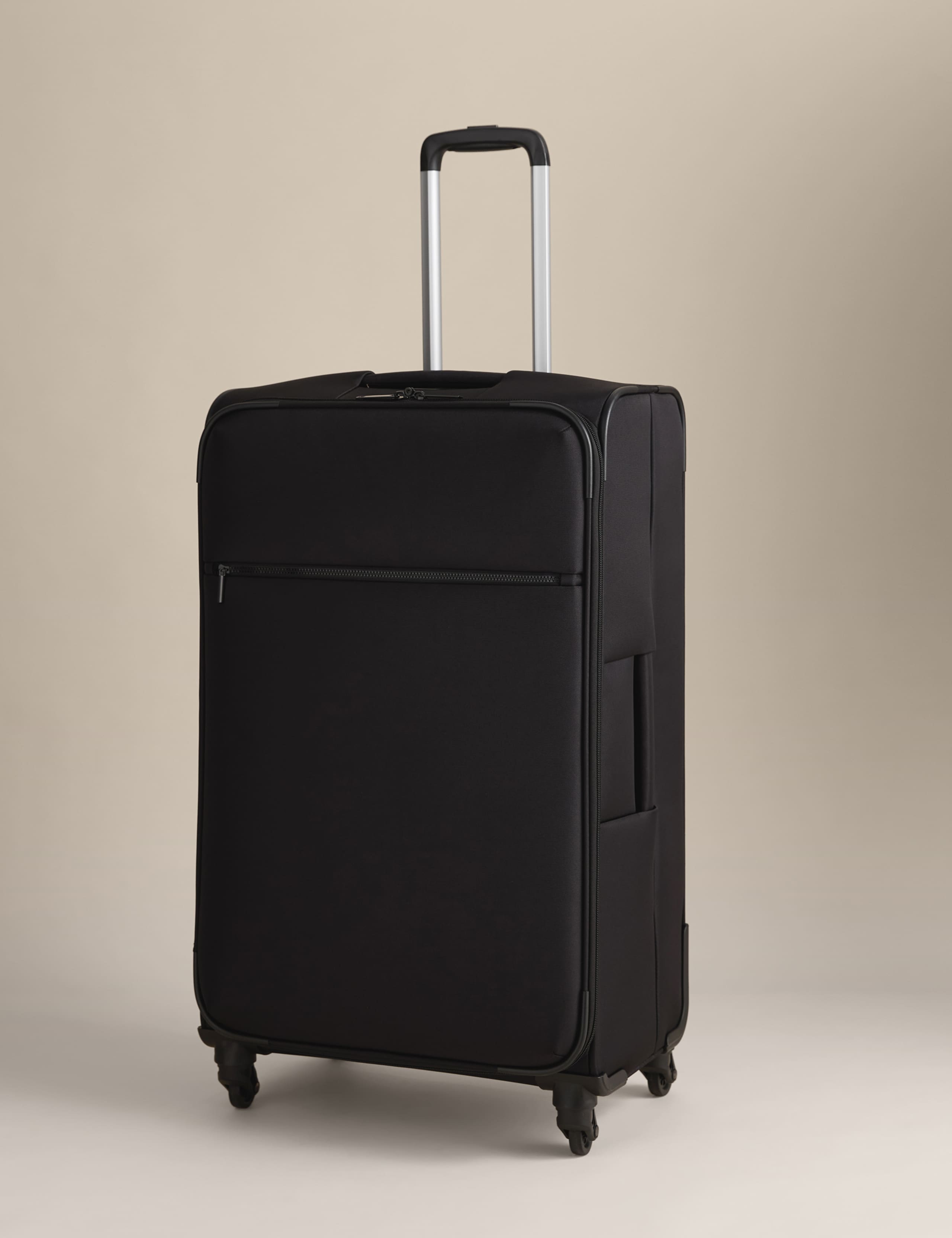 Valletta 4 Wheel Soft Large Suitcase 1 of 6