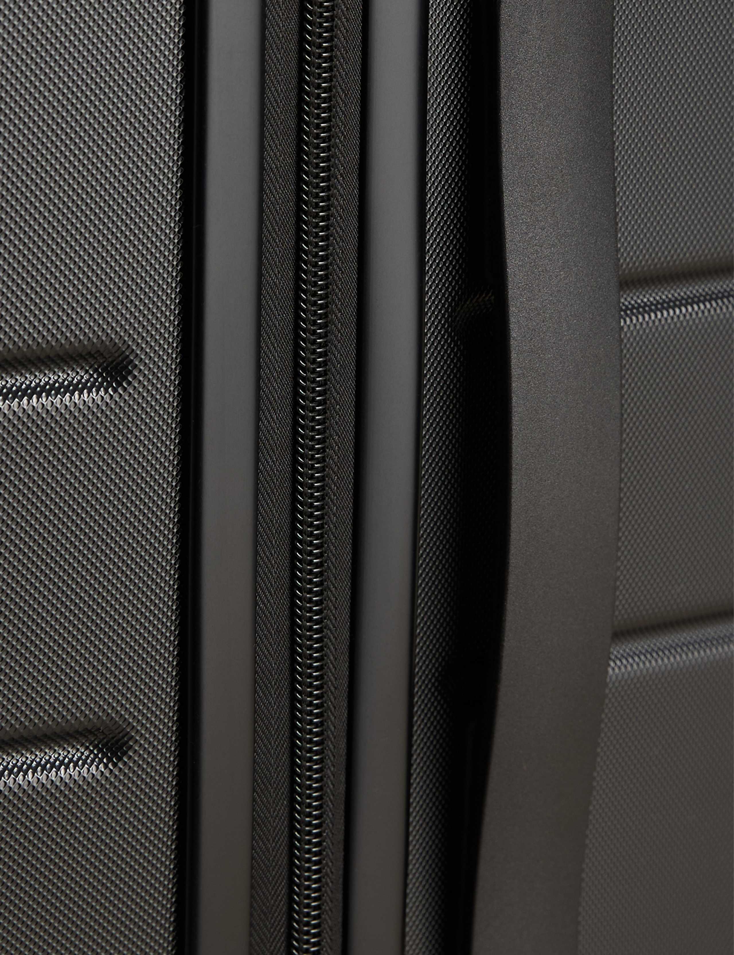 Pisa 4 Wheel Hard Shell Large Suitcase 4 of 6