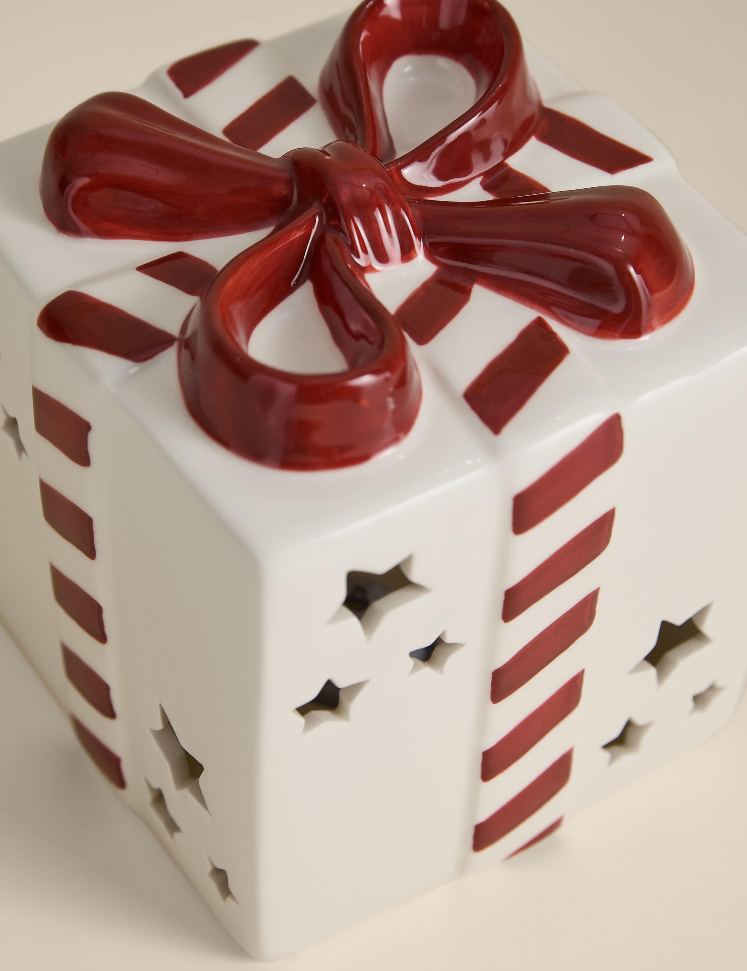Light Up Ceramic Present Decoration 4 of 4