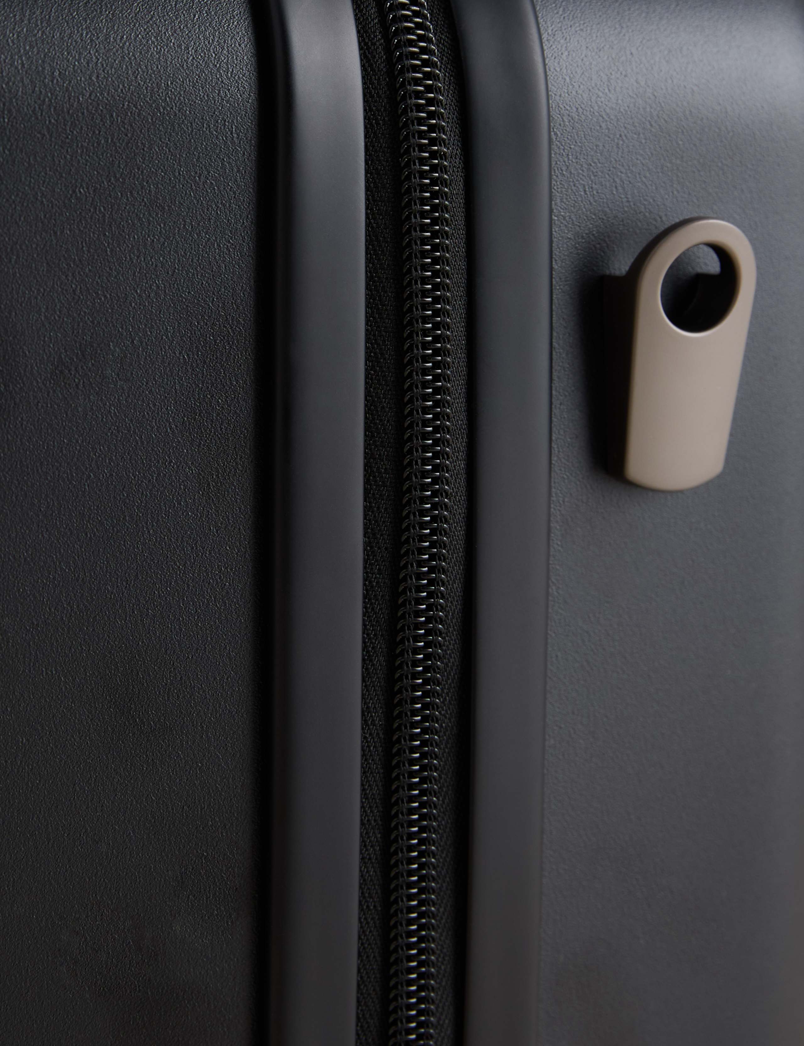 Mykonos Hard Shell Vanity Case 3 of 8