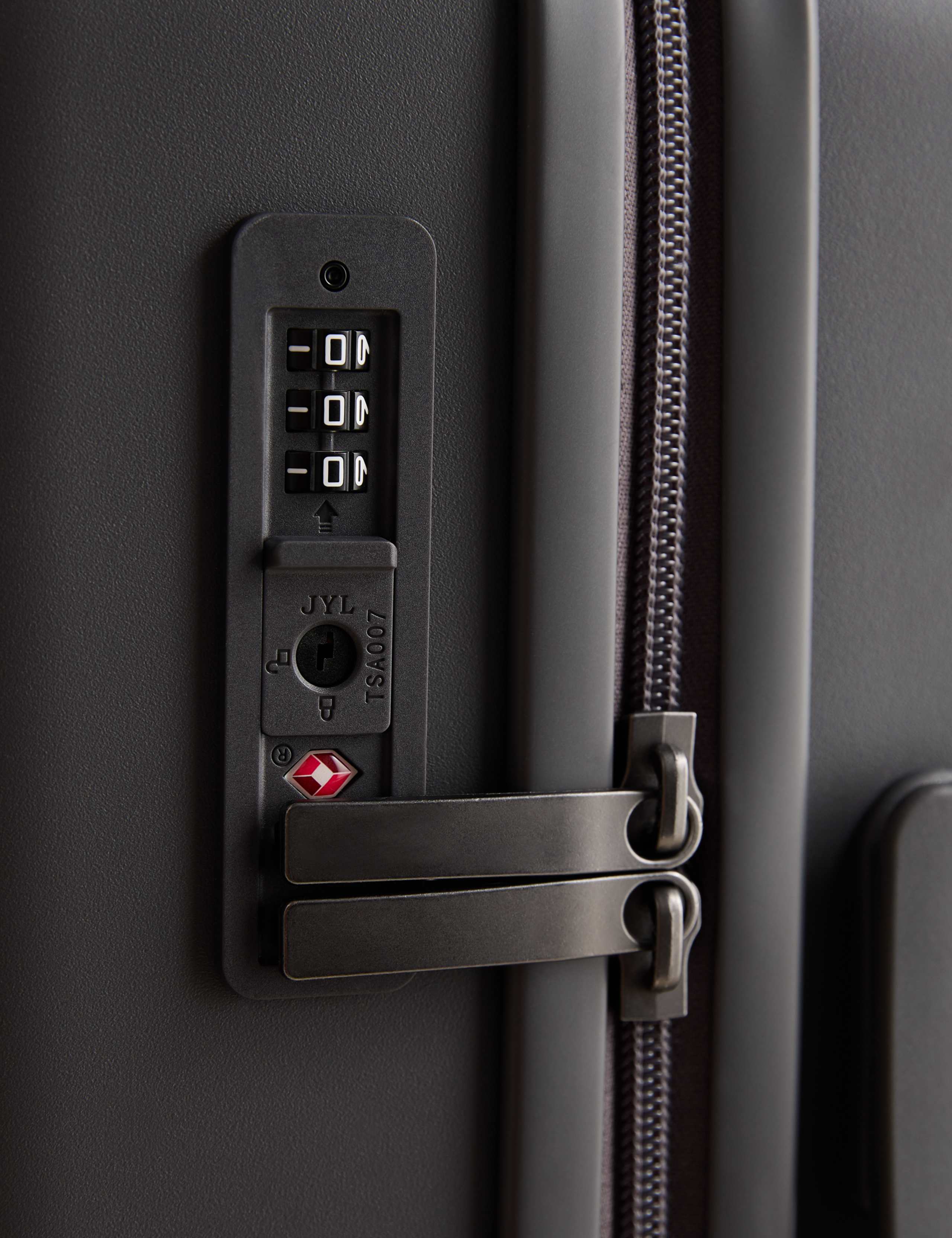 Mykonos 4 Wheel Hard Shell Cabin Suitcase 3 of 8