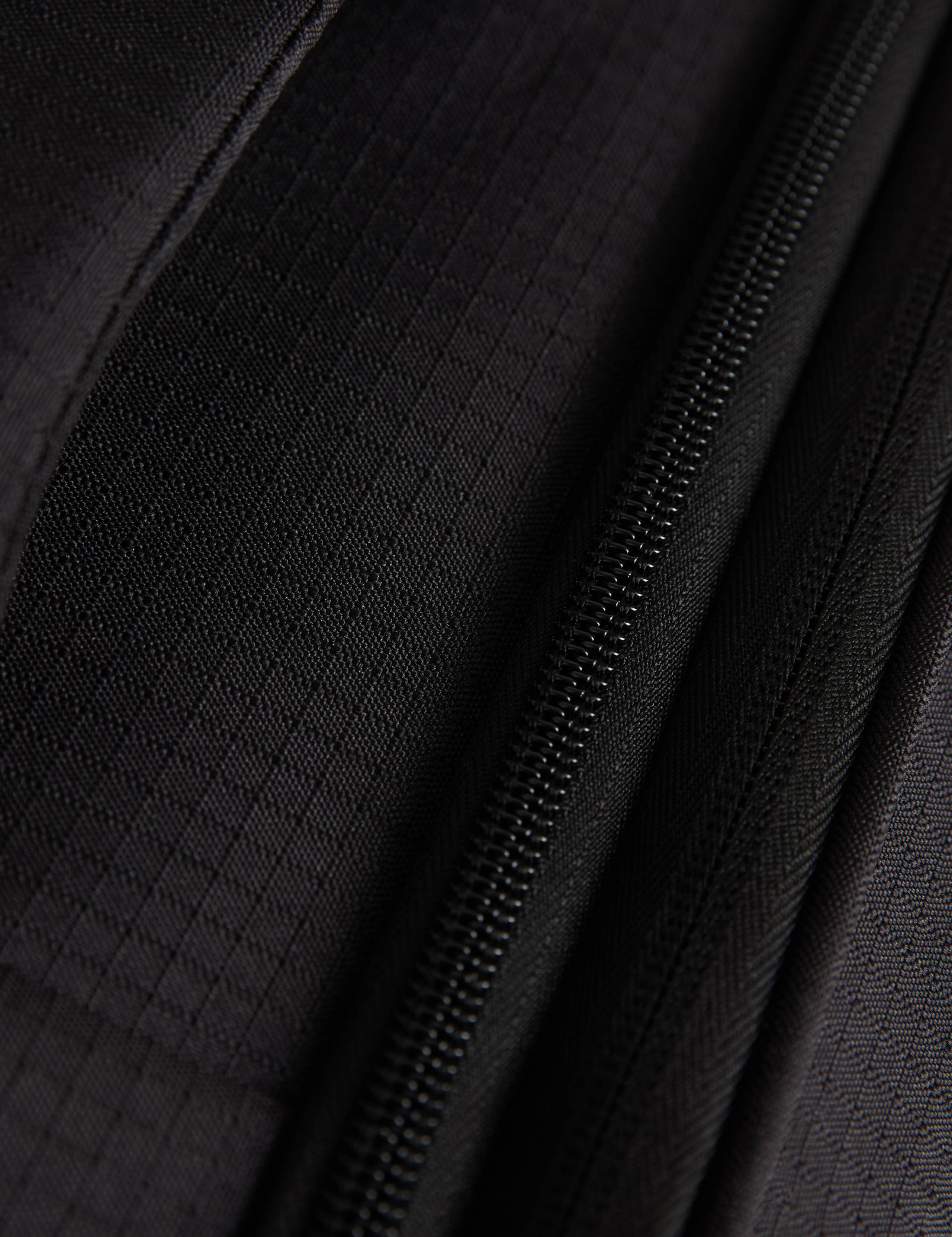 Geneva 4 Wheel Soft Cabin Suitcase 4 of 8