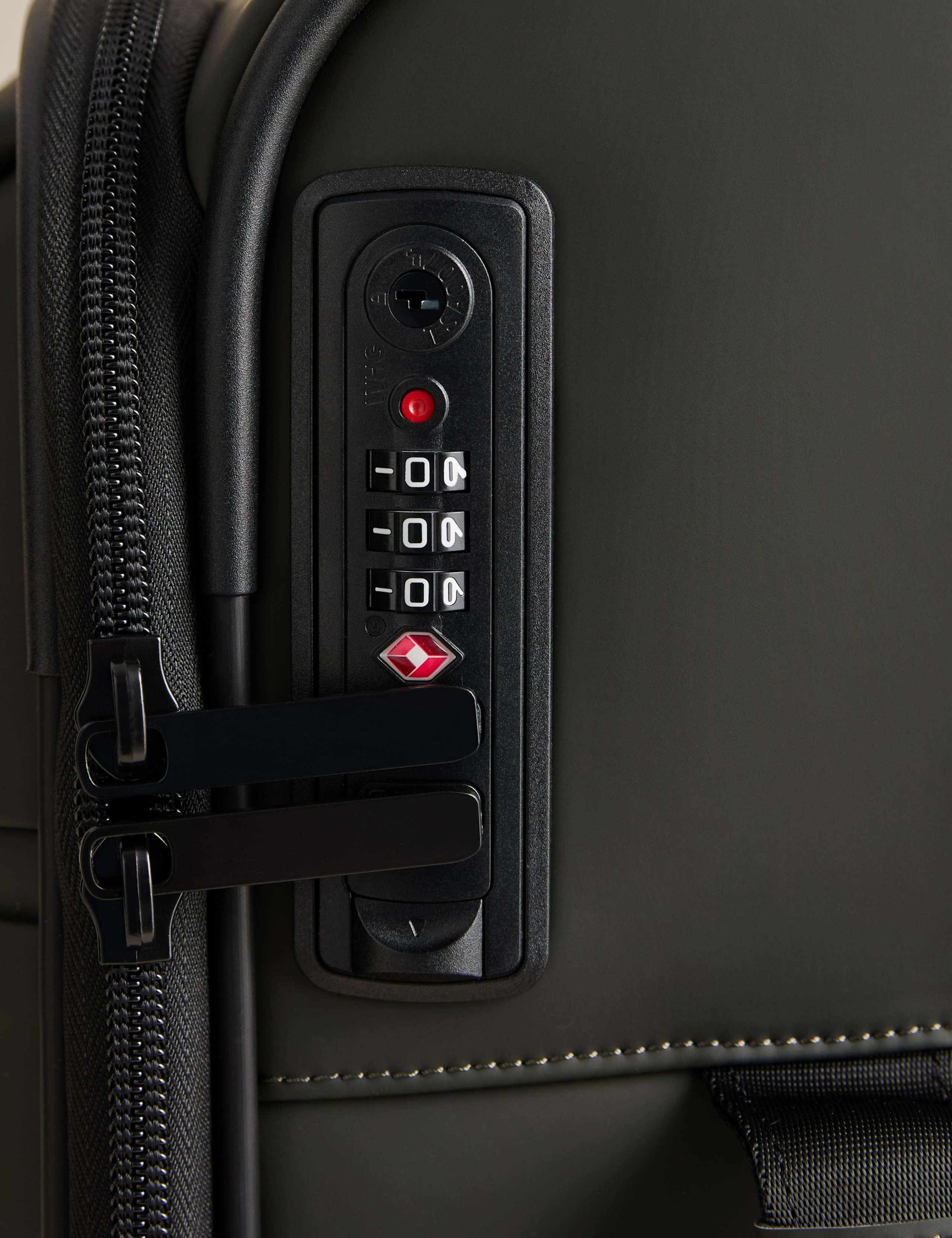 Rubberized Cabin Suitcase 8 of 8