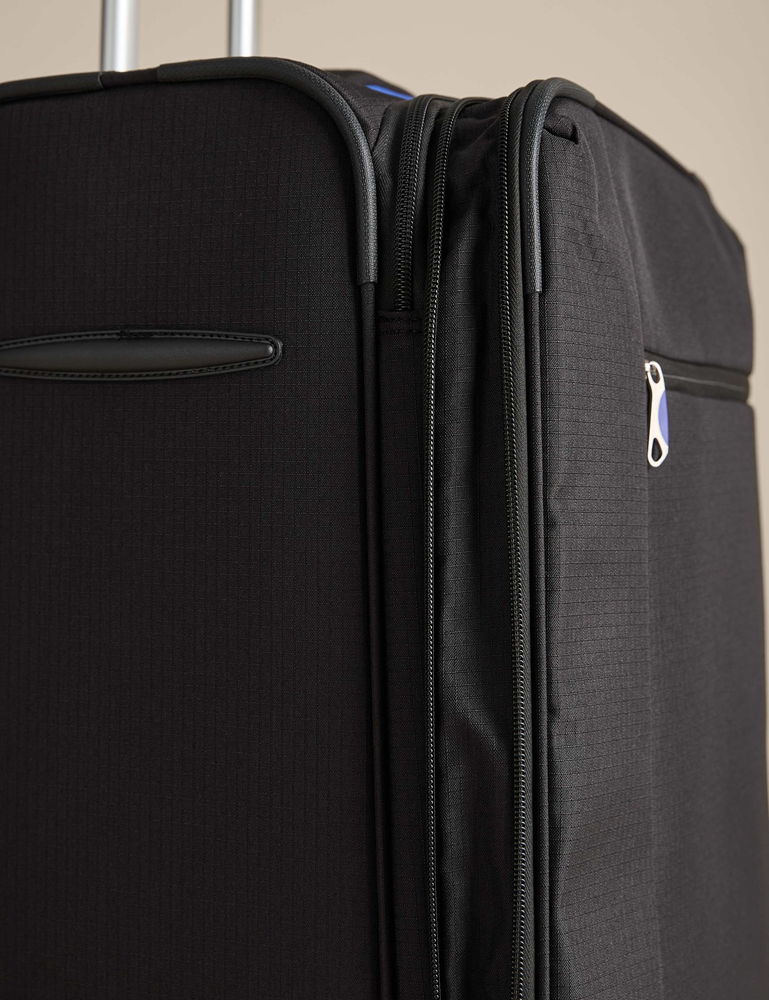 Set of 3 Seville 4 Wheel Soft Suitcases 4 of 7