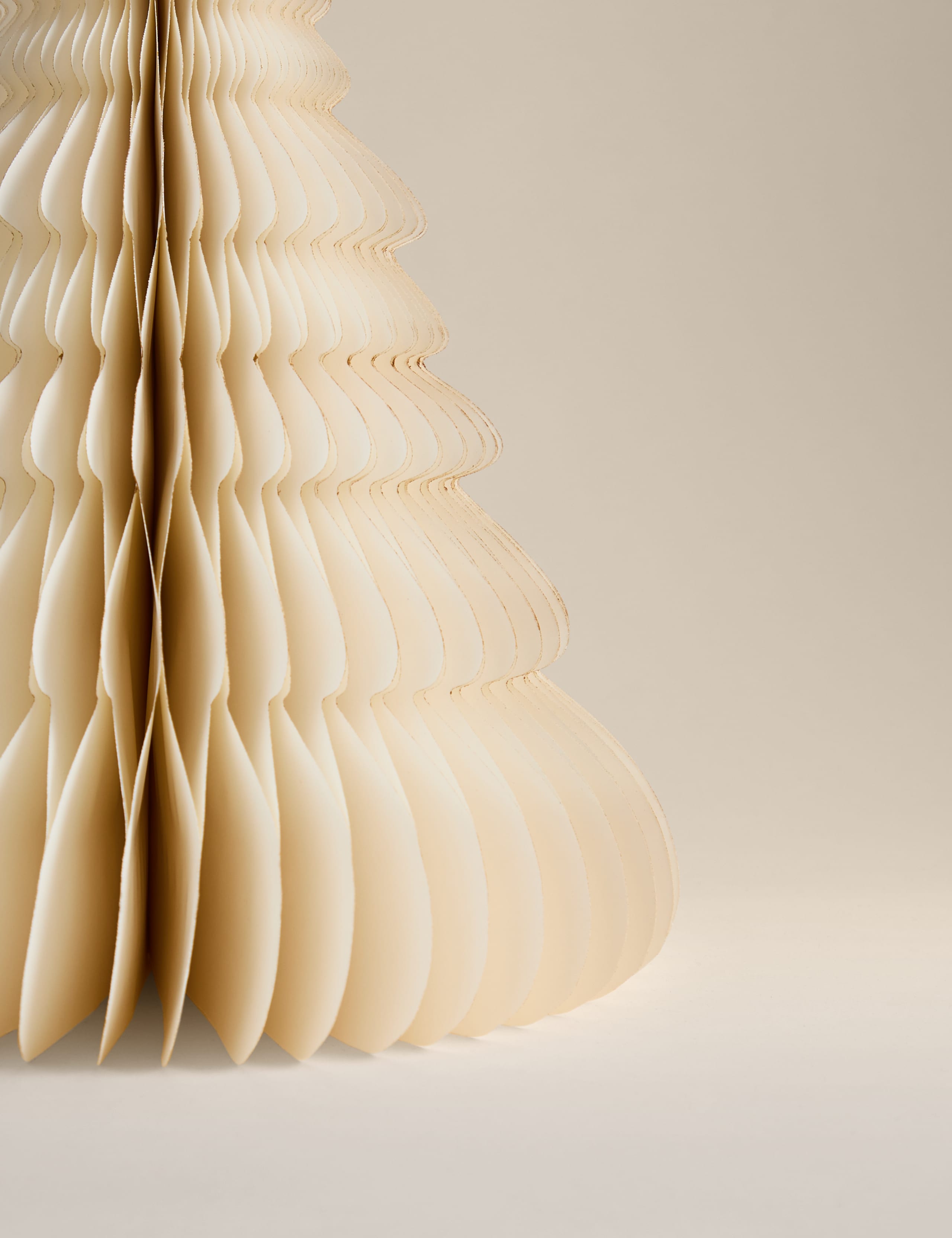 1.5ft Large Paper Christmas Tree Room Decoration 3 of 5
