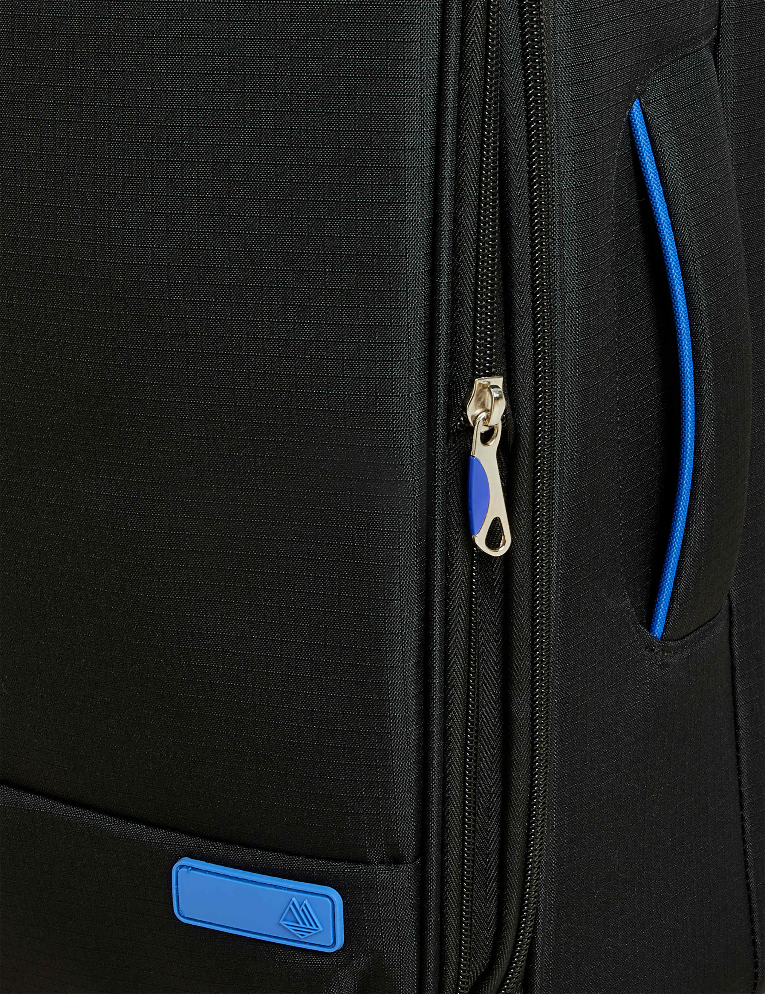 Seville 4 Wheel Soft Cabin Suitcase 4 of 6