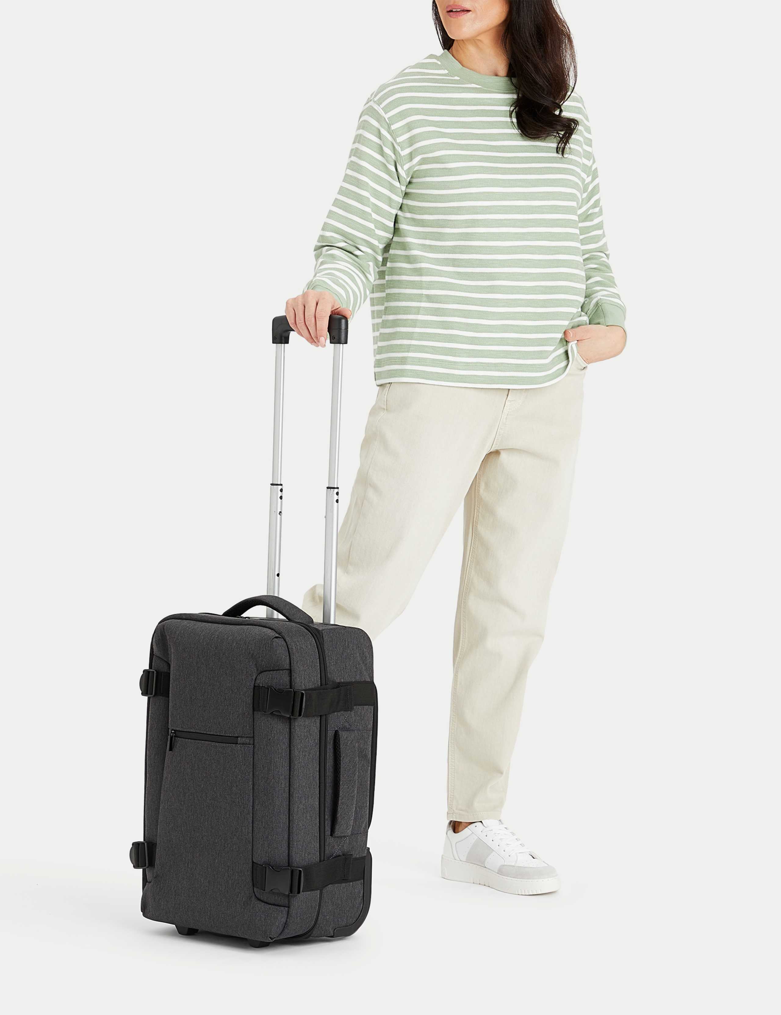 Banff Adventure 2 Wheel Soft Cabin Suitcase 8 of 9
