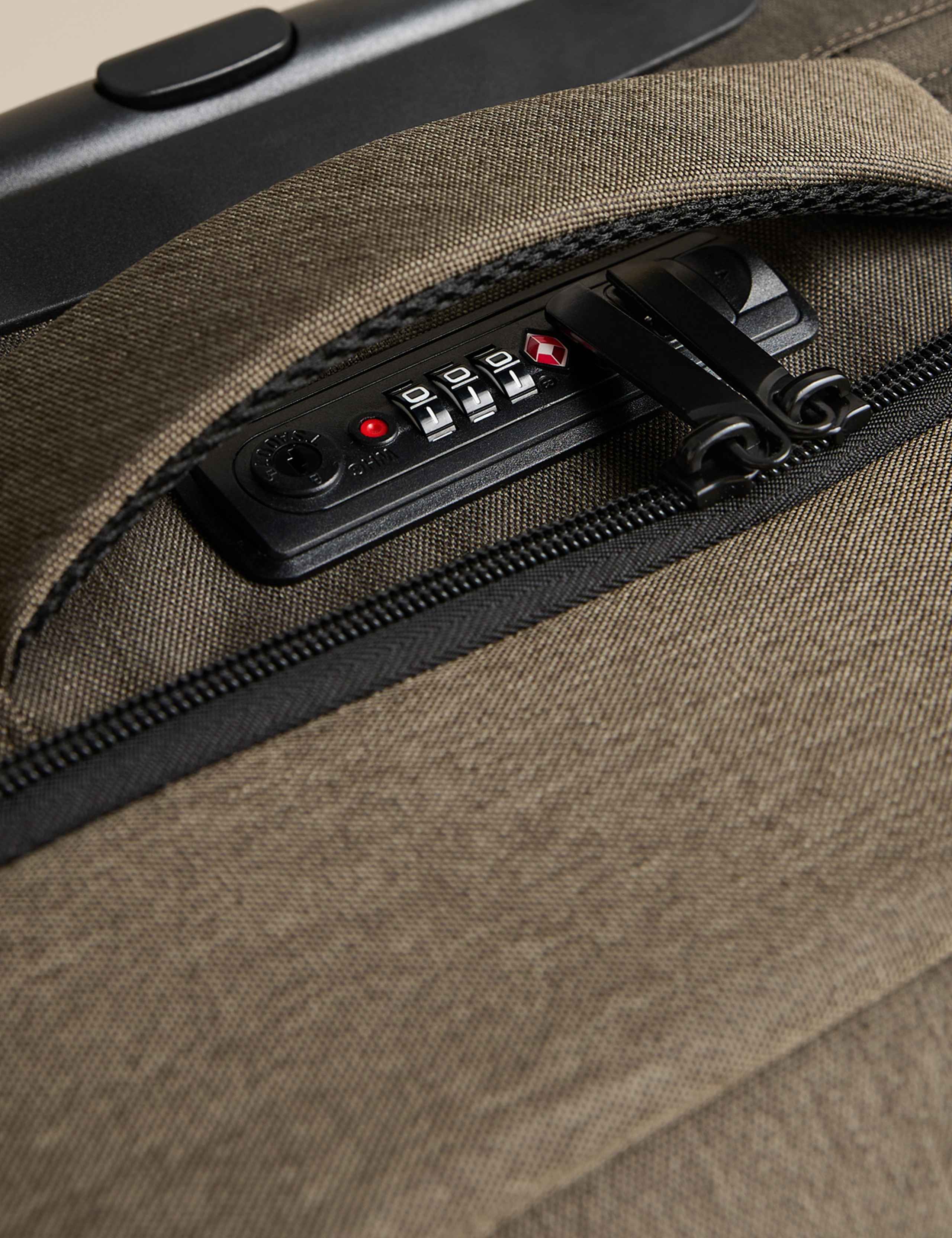 Banff Adventure 2 Wheel Soft Medium Suitcase 3 of 8