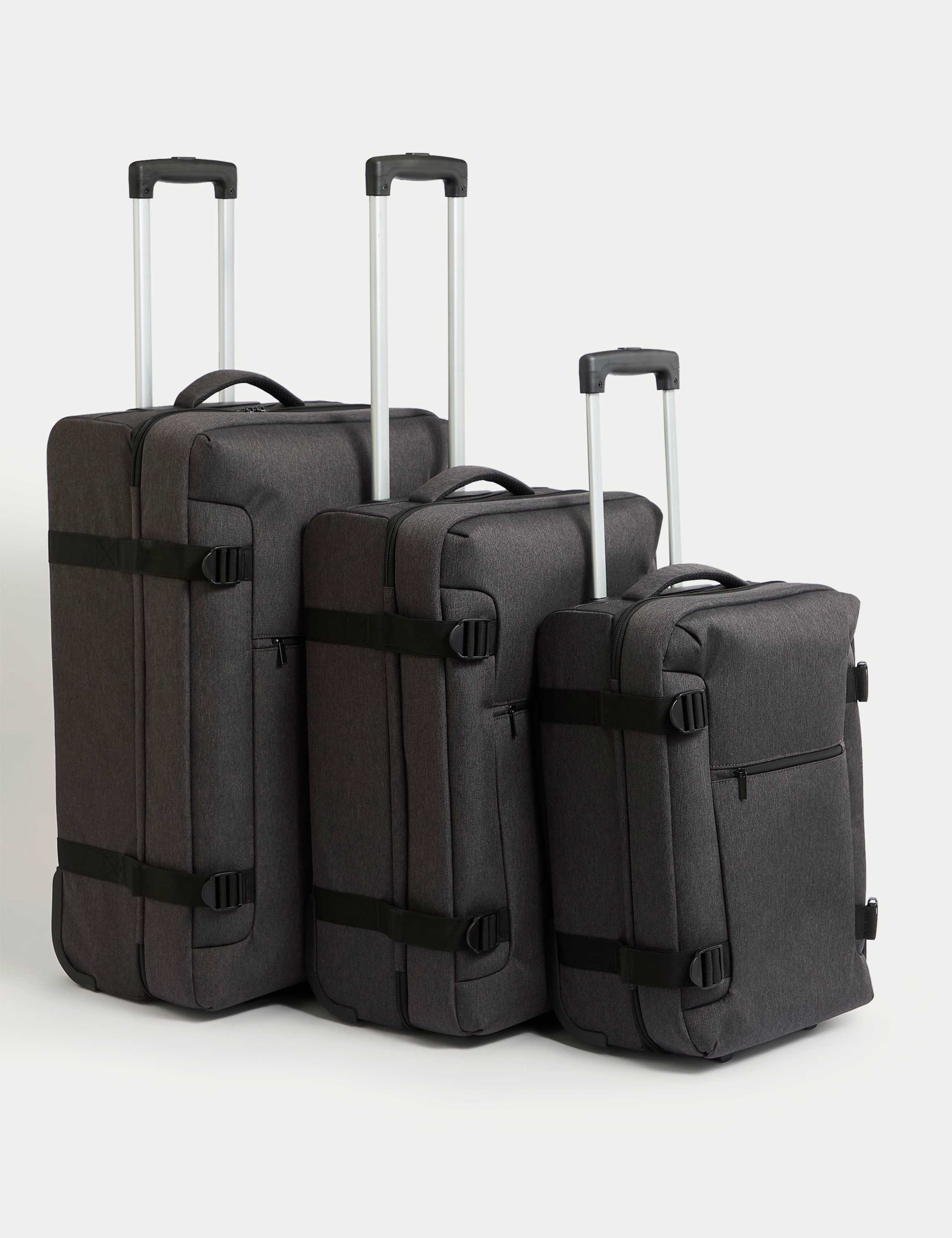 Banff Adventure 2 Wheel Soft Large Suitcase 5 of 8