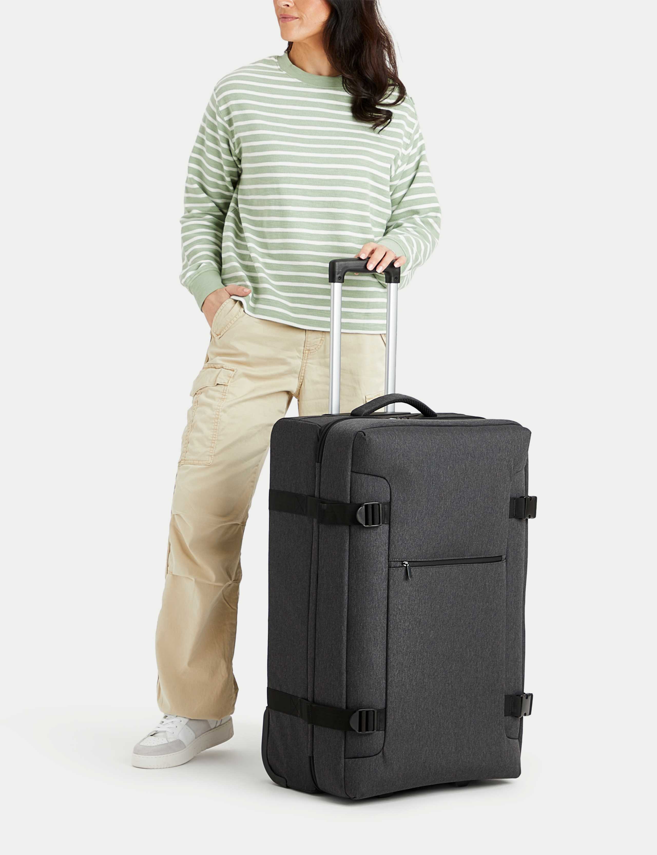 Banff Adventure 2 Wheel Soft Large Suitcase 7 of 8