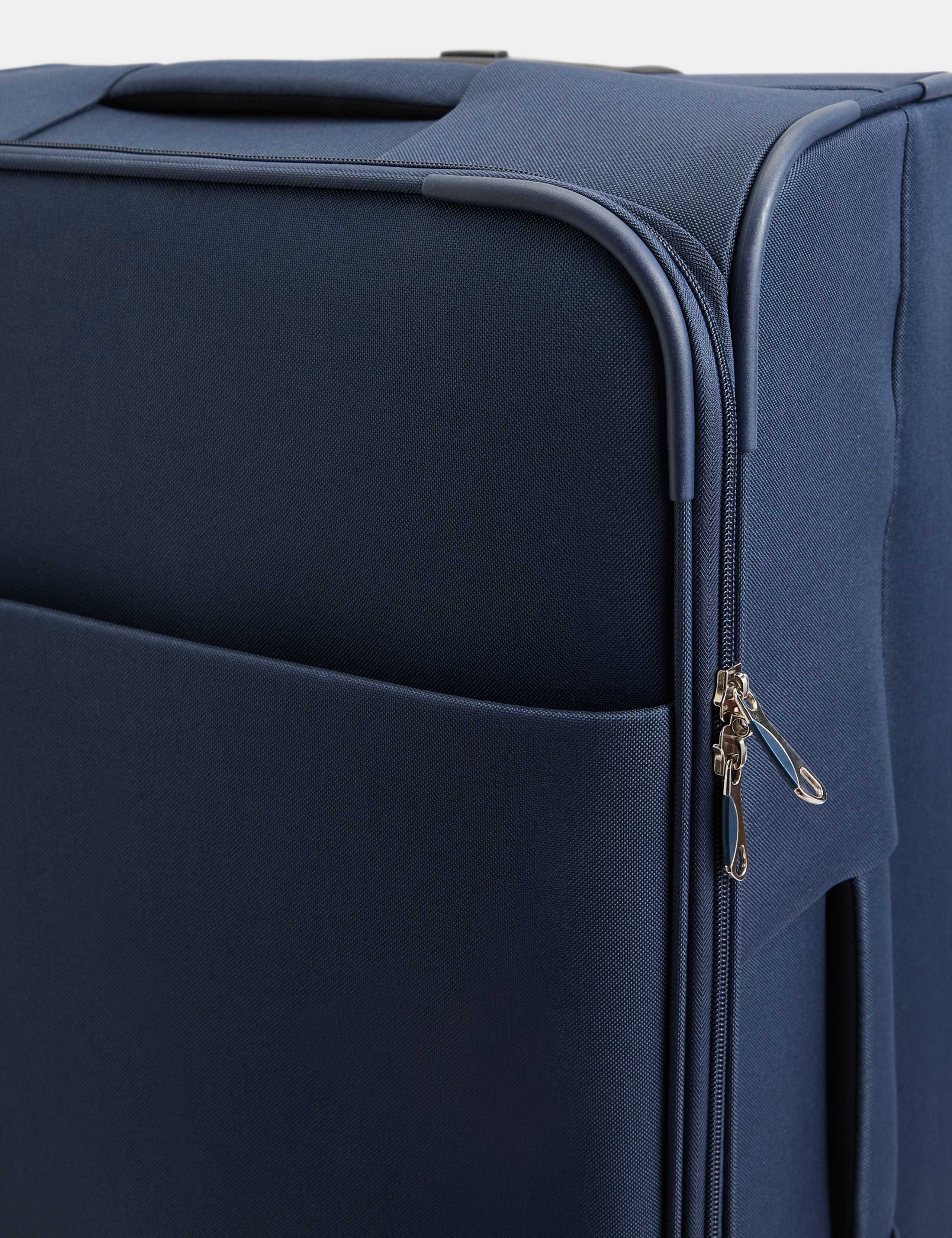Palma 4 Wheel Soft Large Suitcase 4 of 6