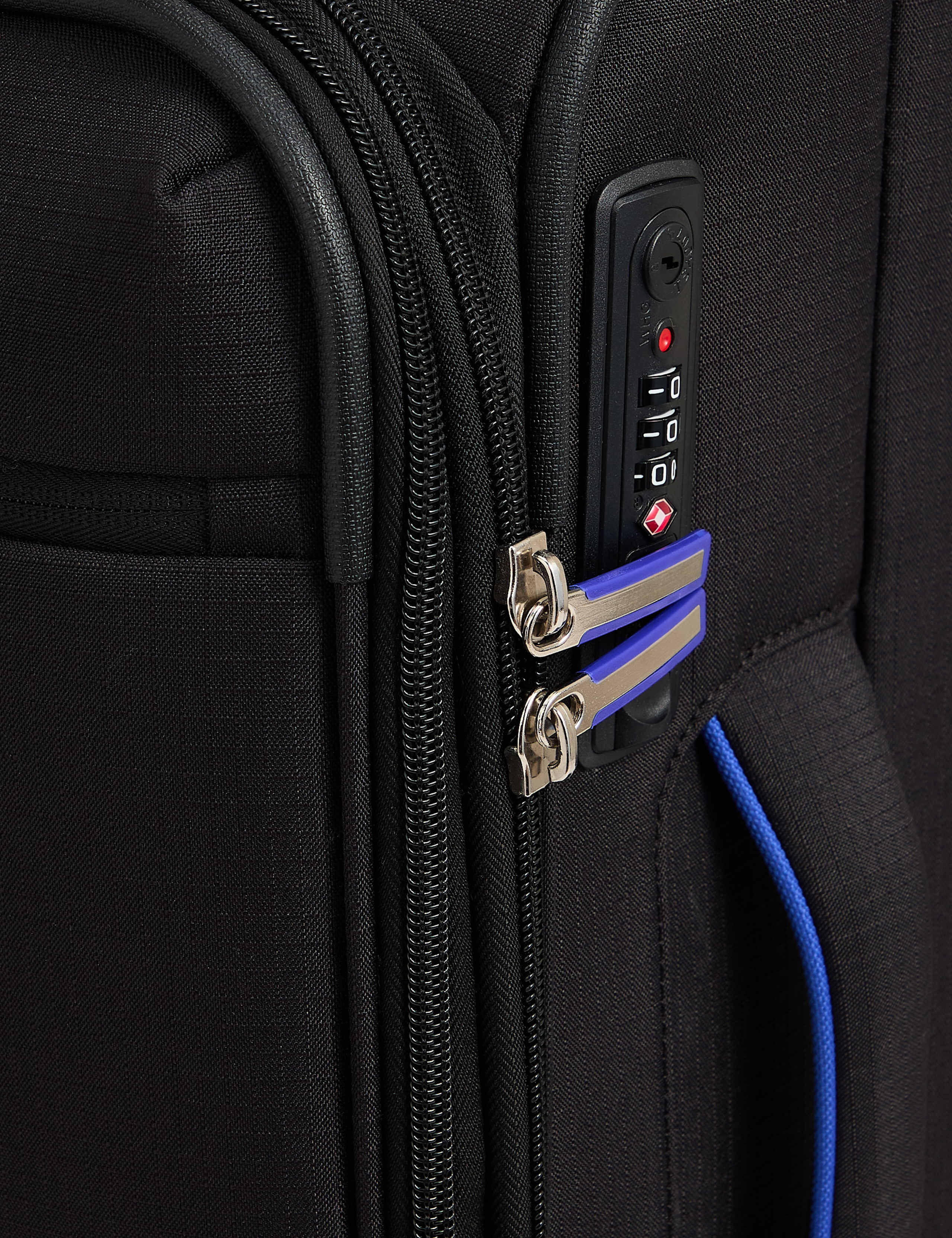 Seville 4 Wheel Soft Cabin Suitcase 4 of 5