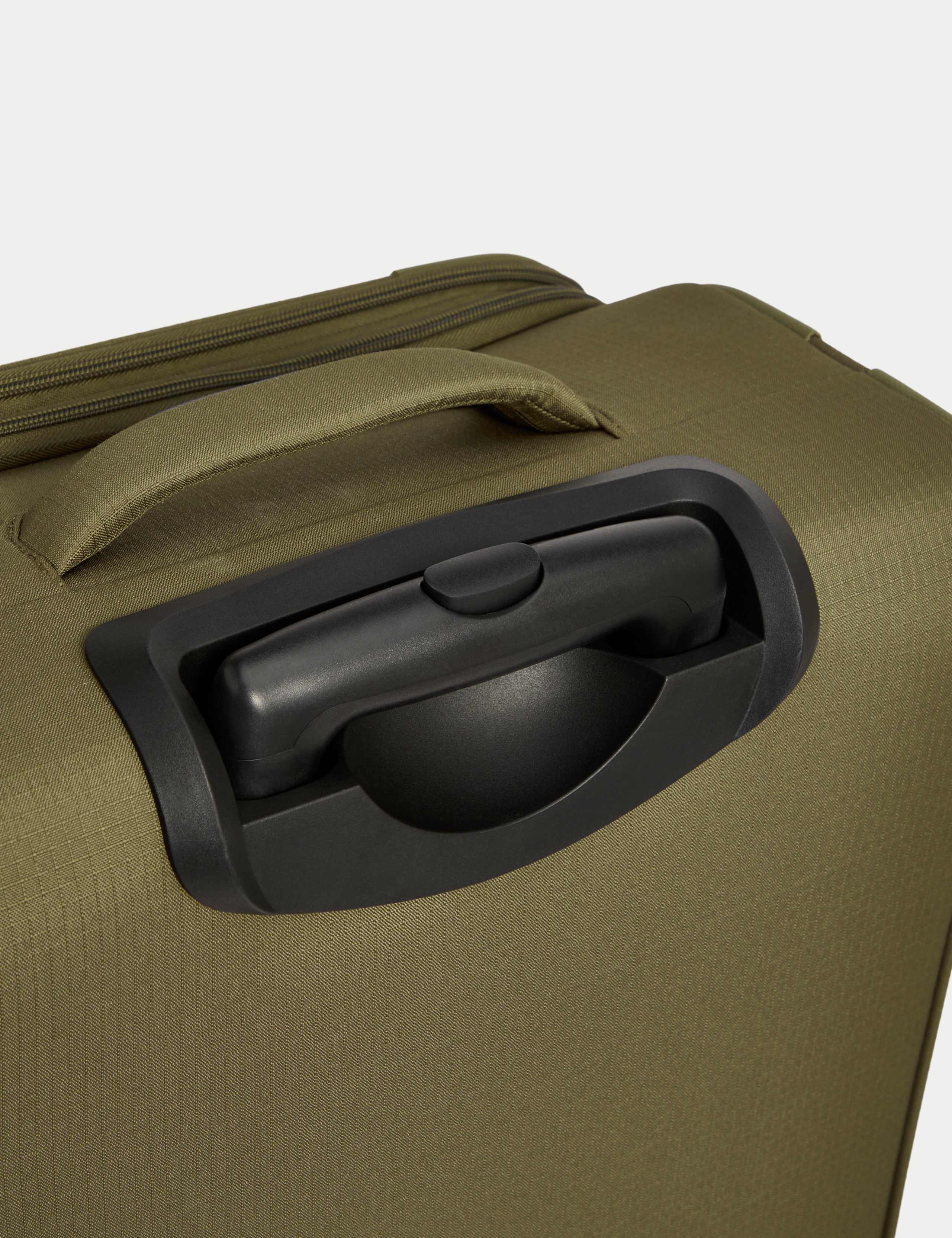 Seville 4 Wheel Soft Medium Suitcase 3 of 6