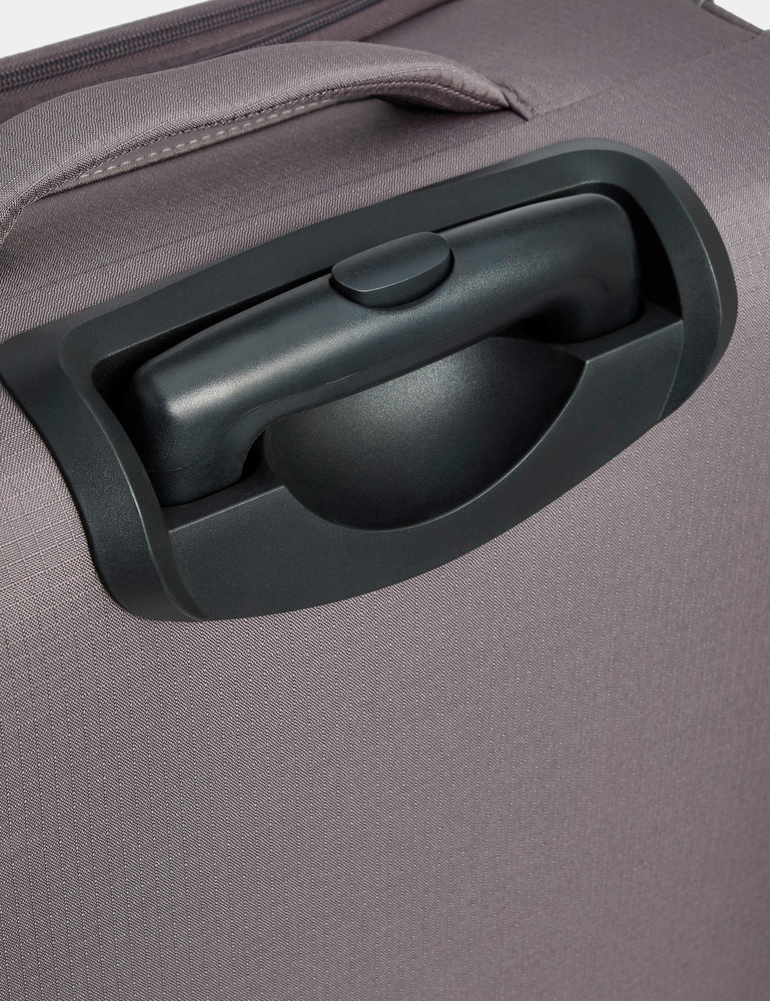 Seville 4 Wheel Soft Medium Suitcase 3 of 6