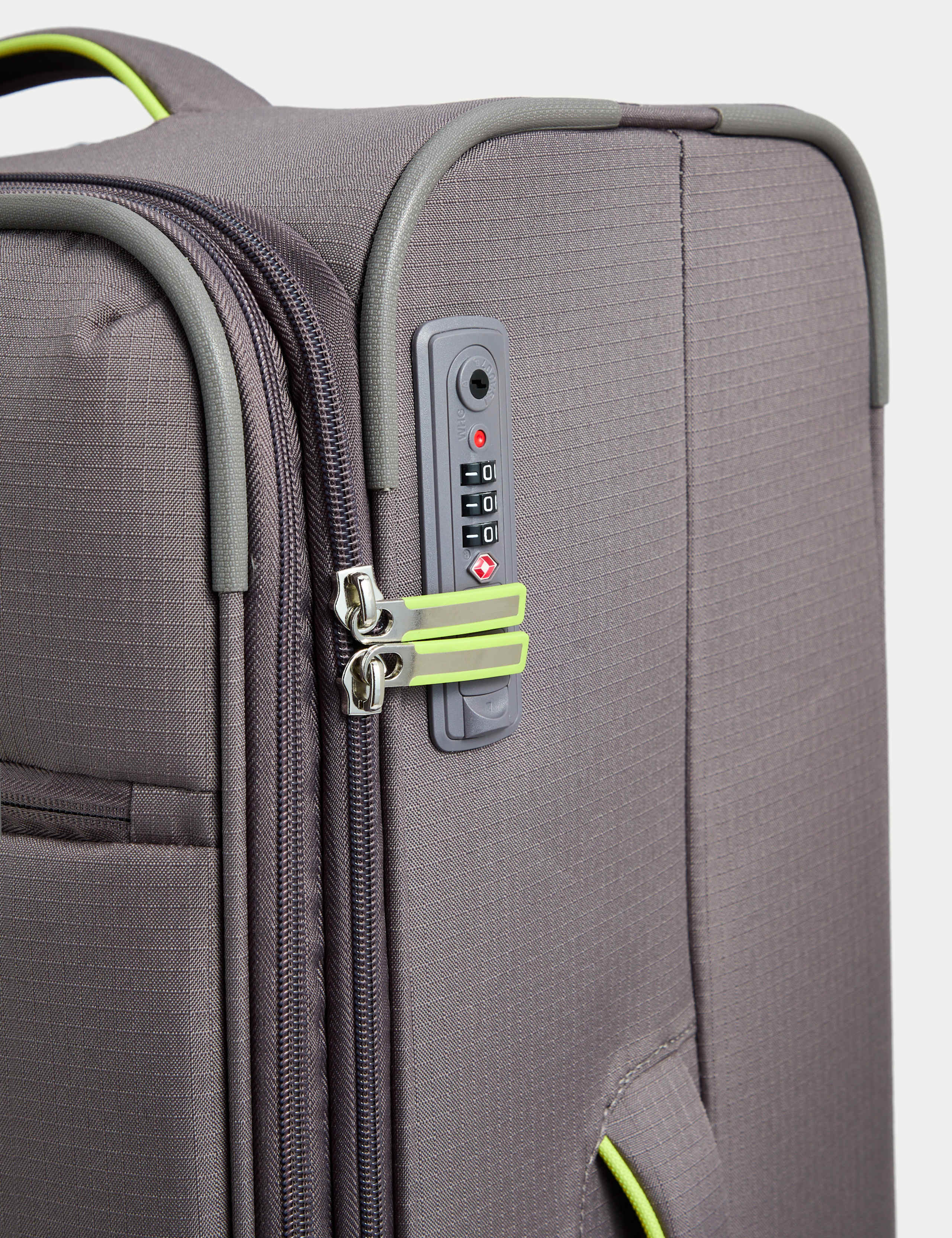 Seville 4 Wheel Soft Large Suitcase 3 of 6
