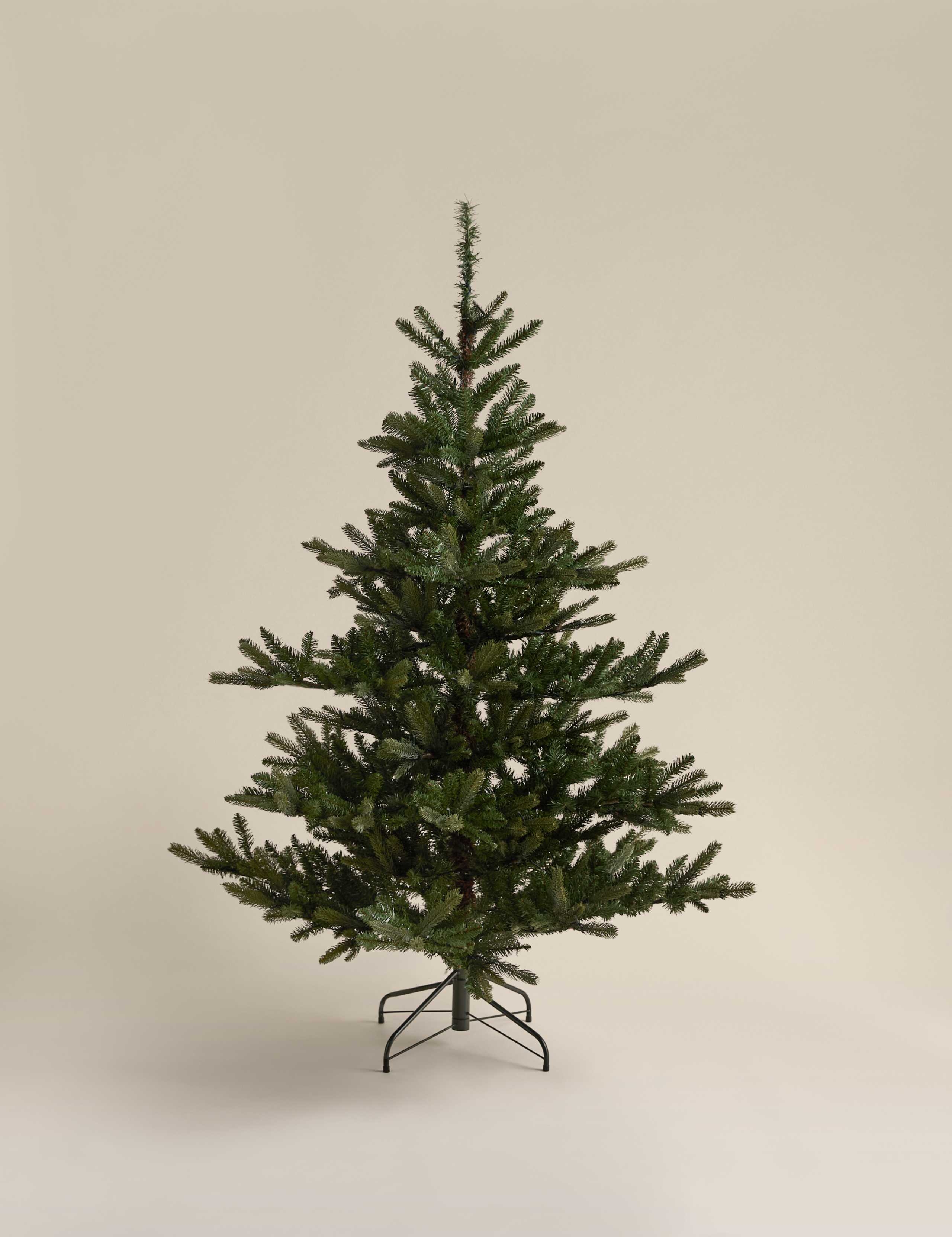 6ft Pre-Lit Noble Christmas Tree 5 of 5