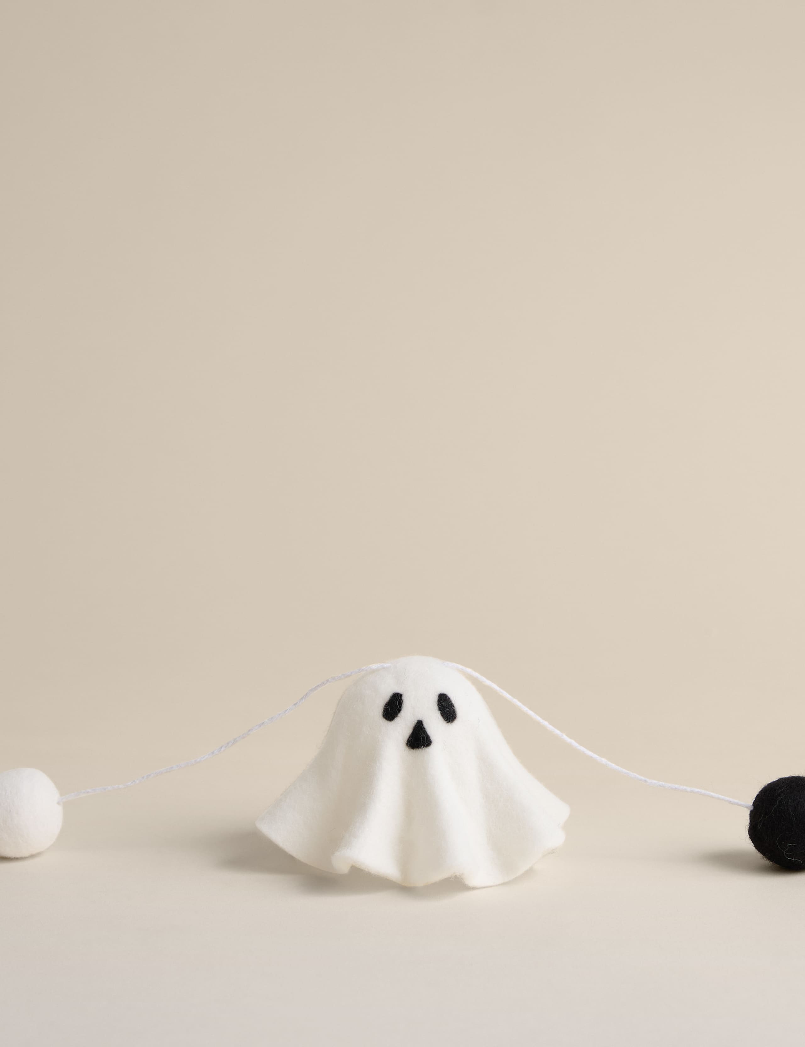 Halloween Felt Ghost Garland 3 of 3