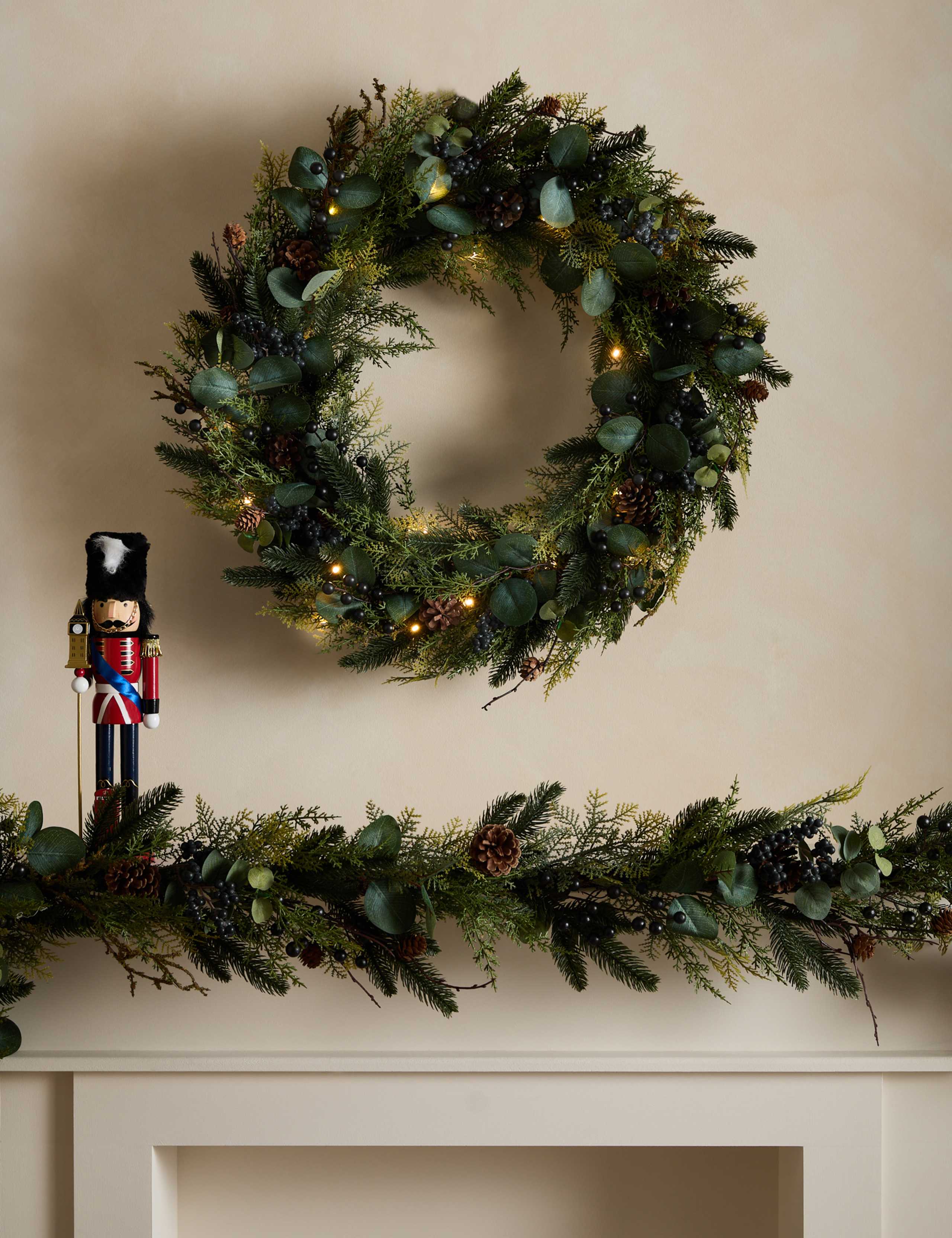 Pre-Lit Extra Large Winterberry Wreath 2 of 5