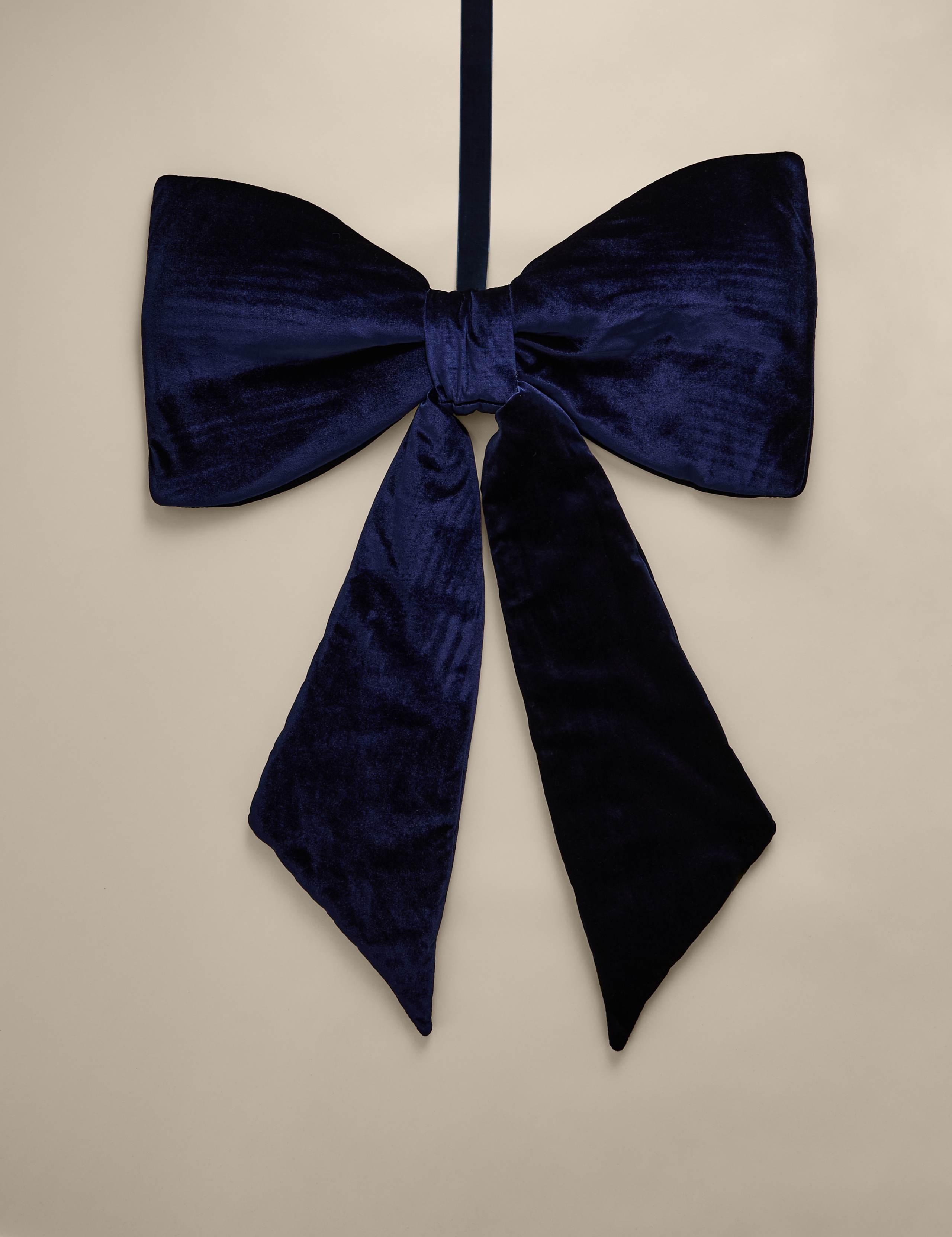 Extra Large Velvet Bow 2 of 4