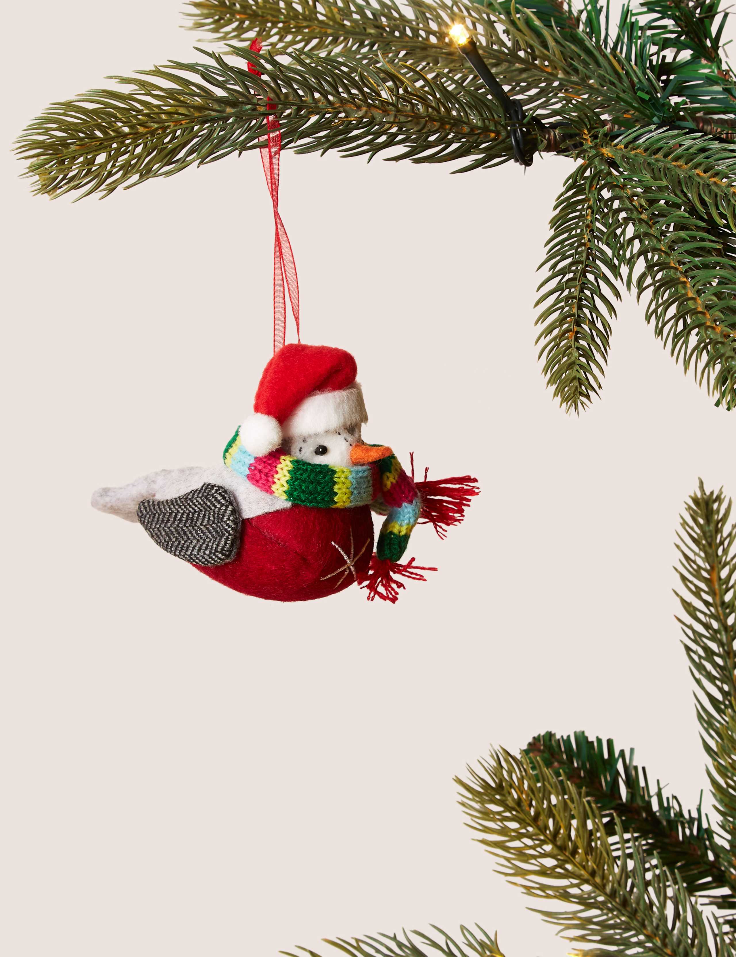 Robin With Scarf Bauble 1 of 2