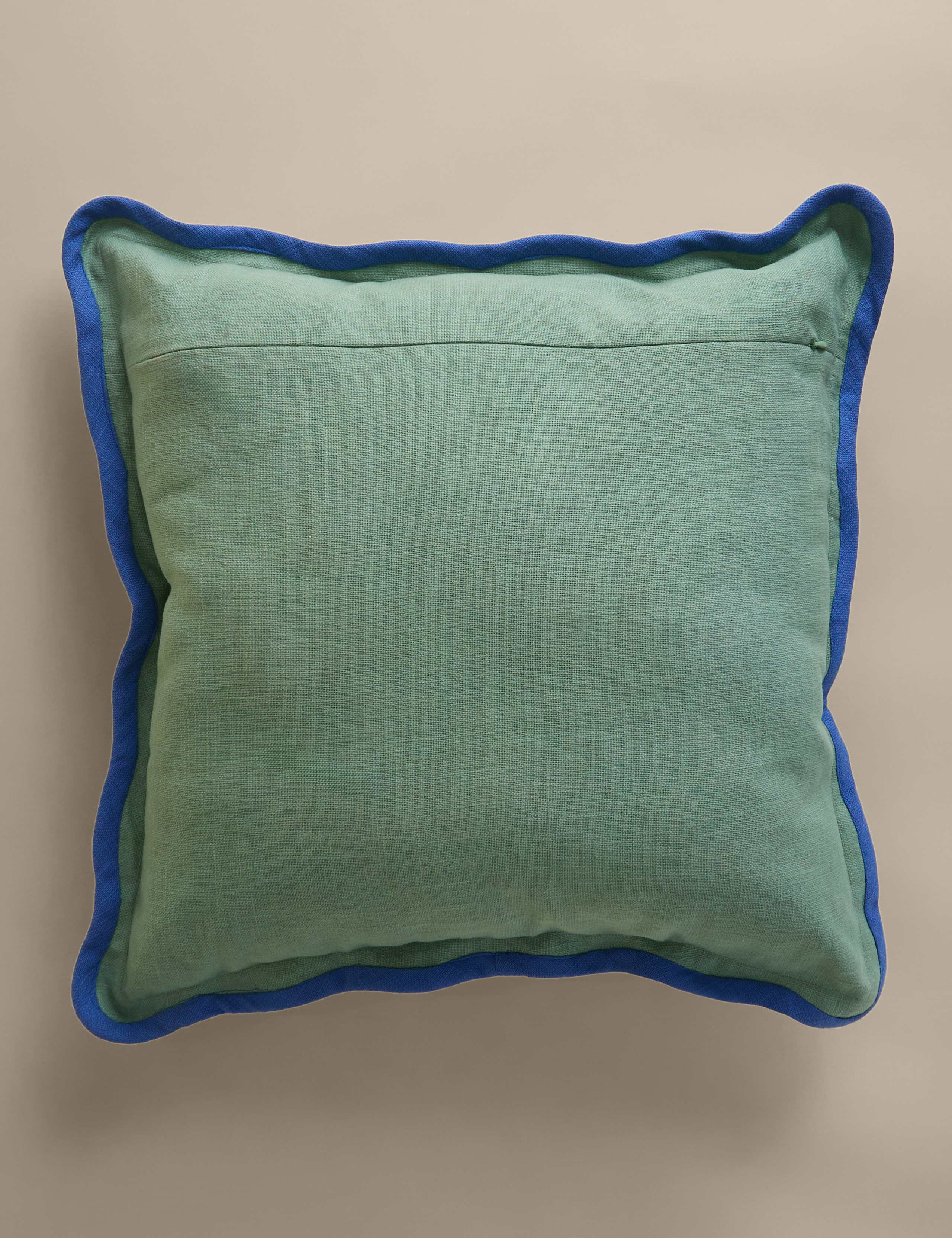 Pure Cotton Dolce Vita Bird Outdoor Cushion 3 of 4