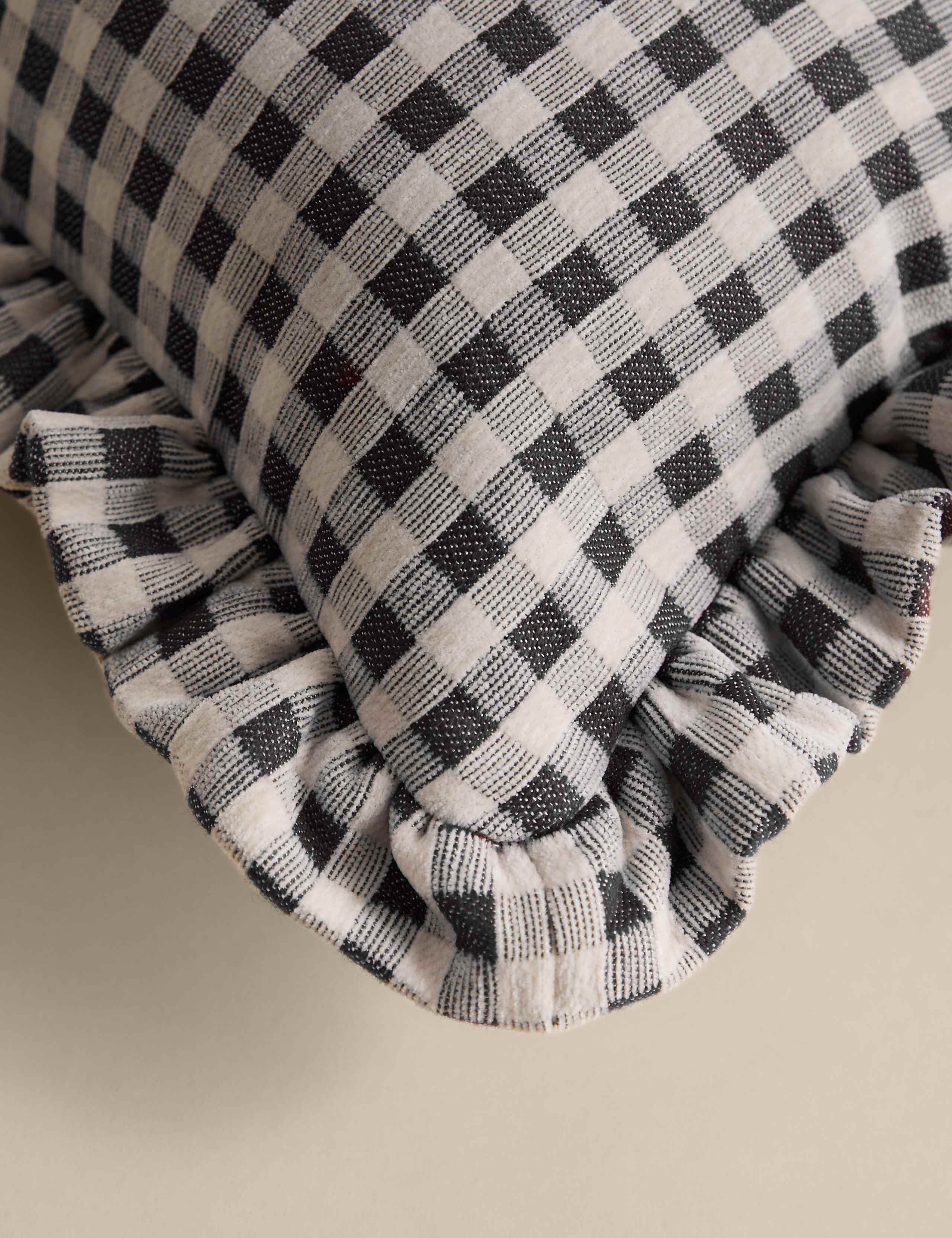 Chenille Woven Gingham Bolster Cushion 4 of 4