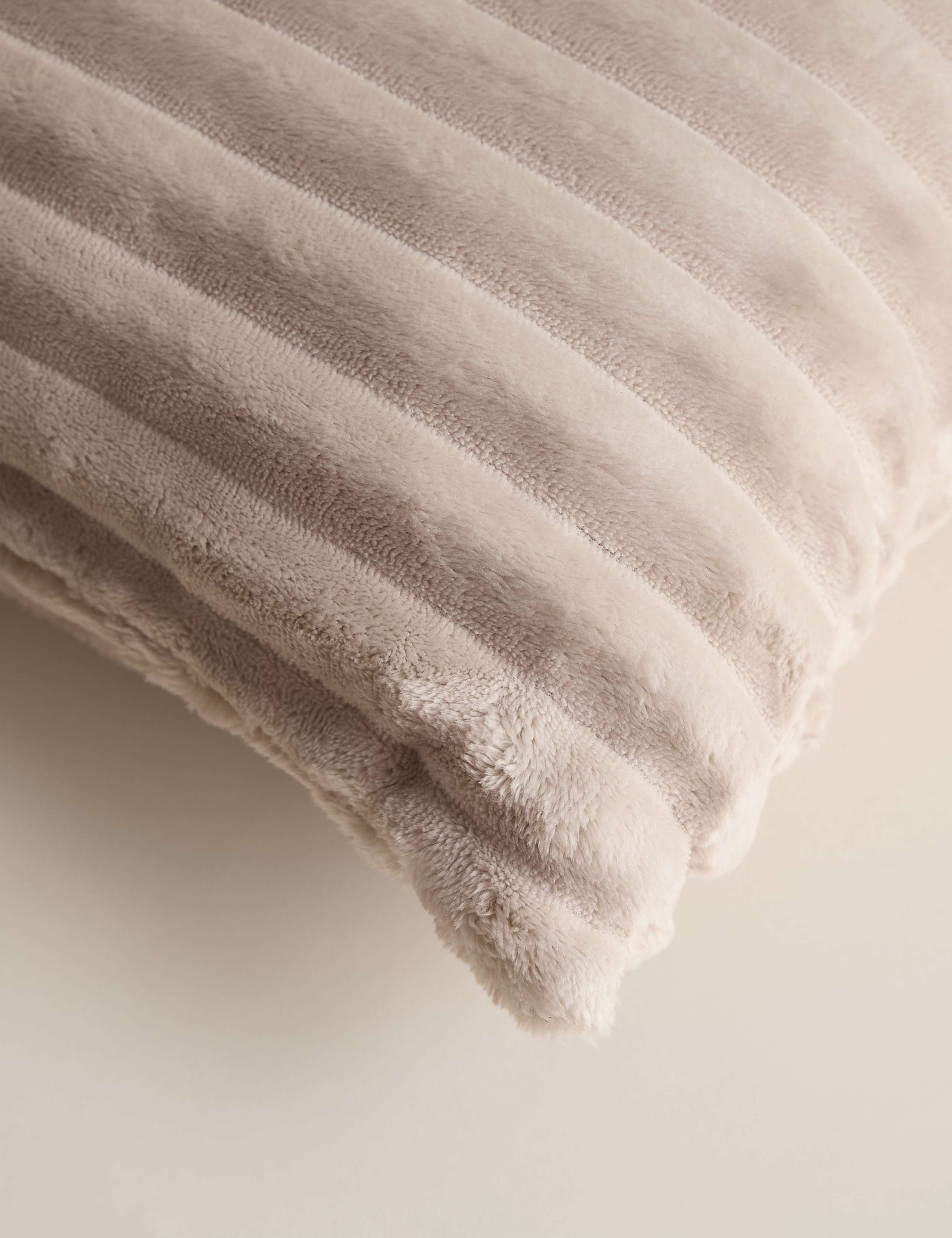 Fleece Ribbed Cushion 2 of 3