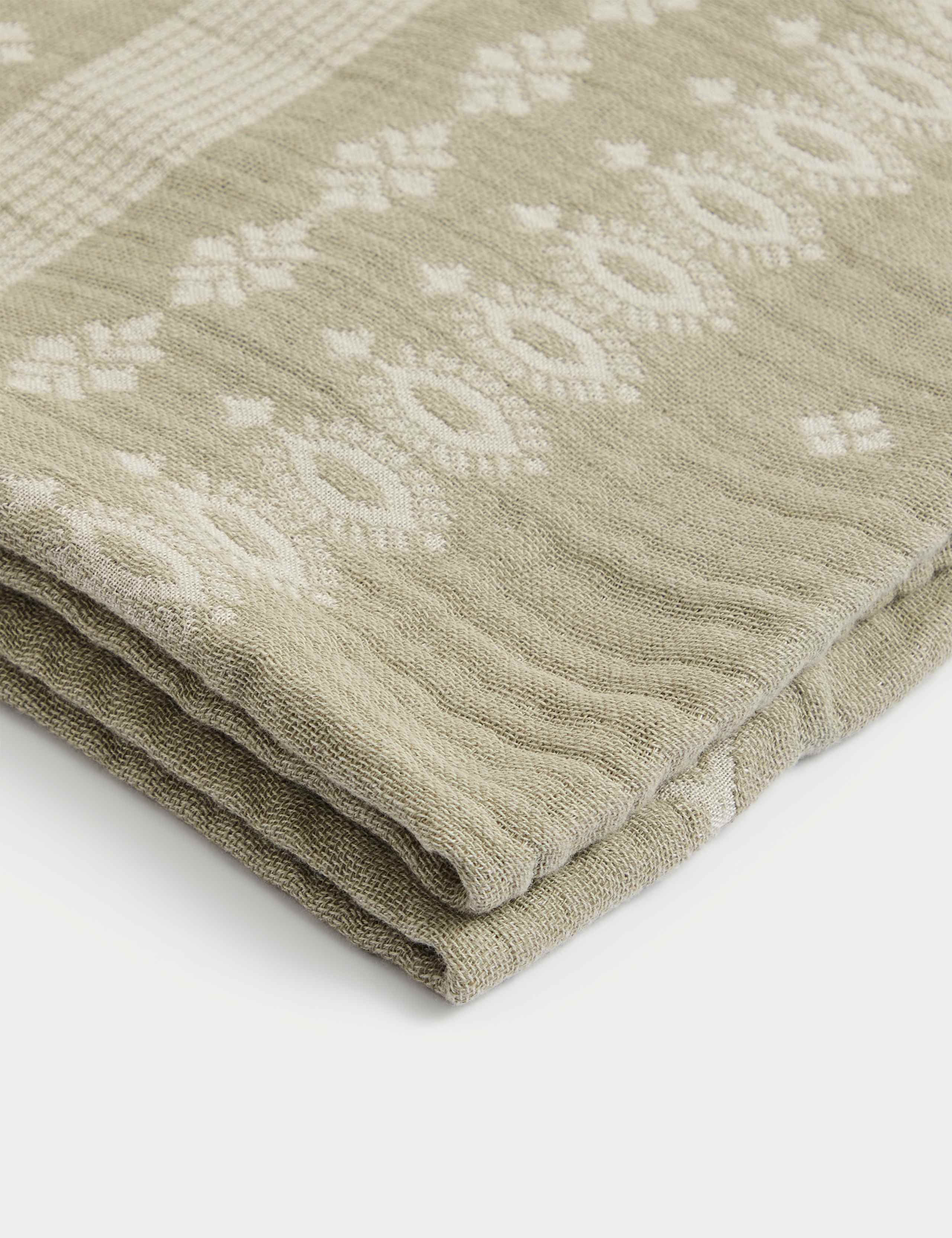 Jaipur Bandhani Pure Cotton Gauze Throw 2 of 5