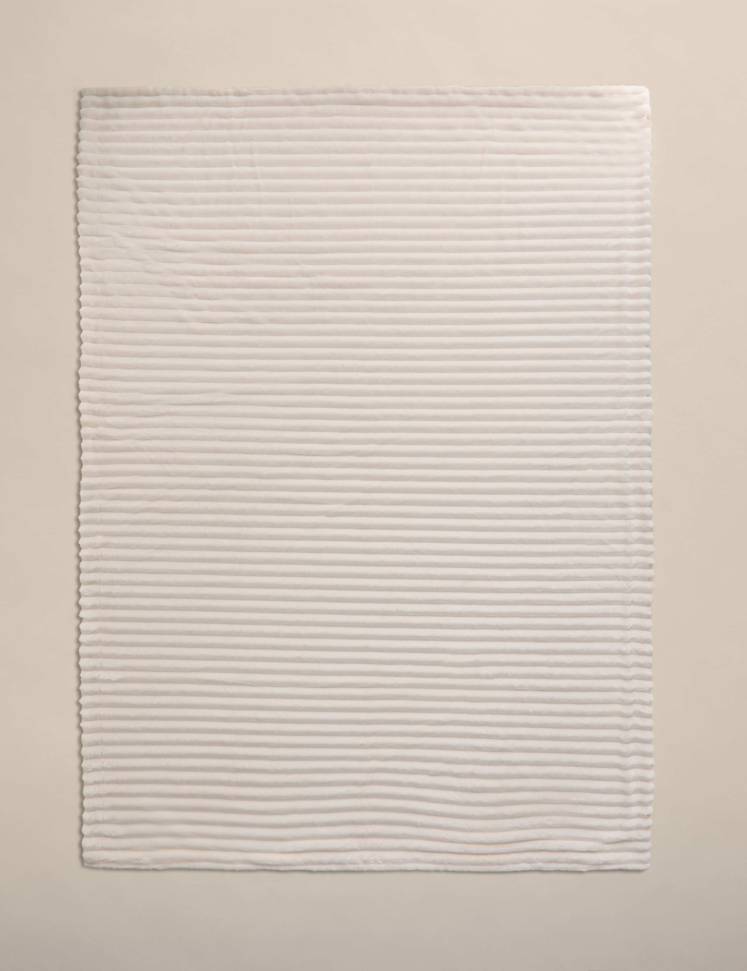 Fleece Ribbed Throw 3 of 4