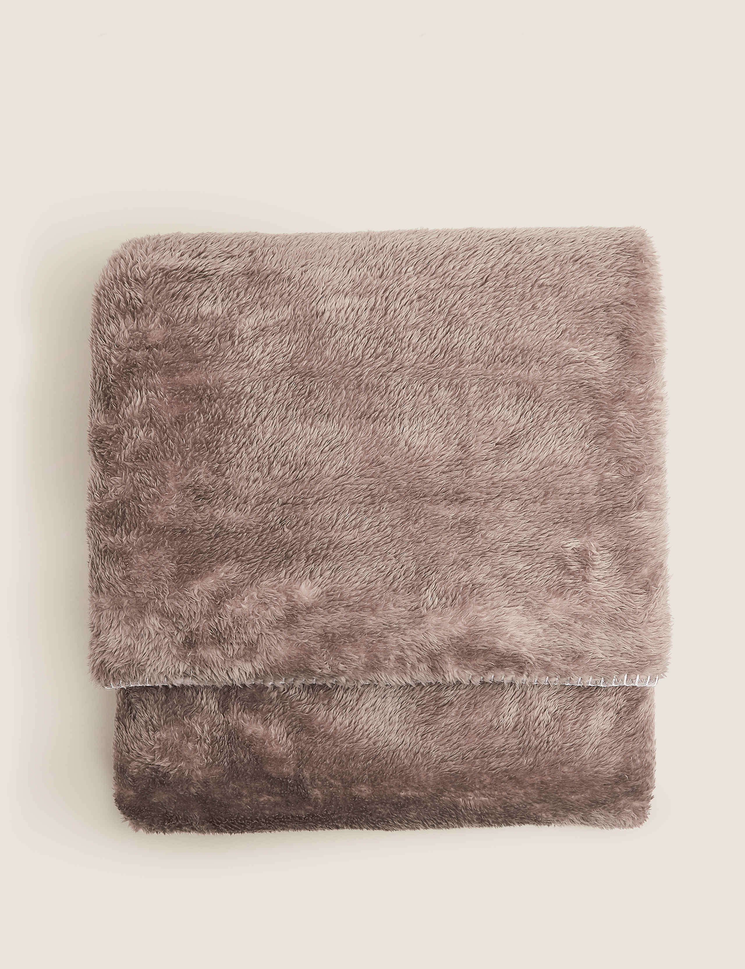 Luxury Fleece Throw 1 of 7