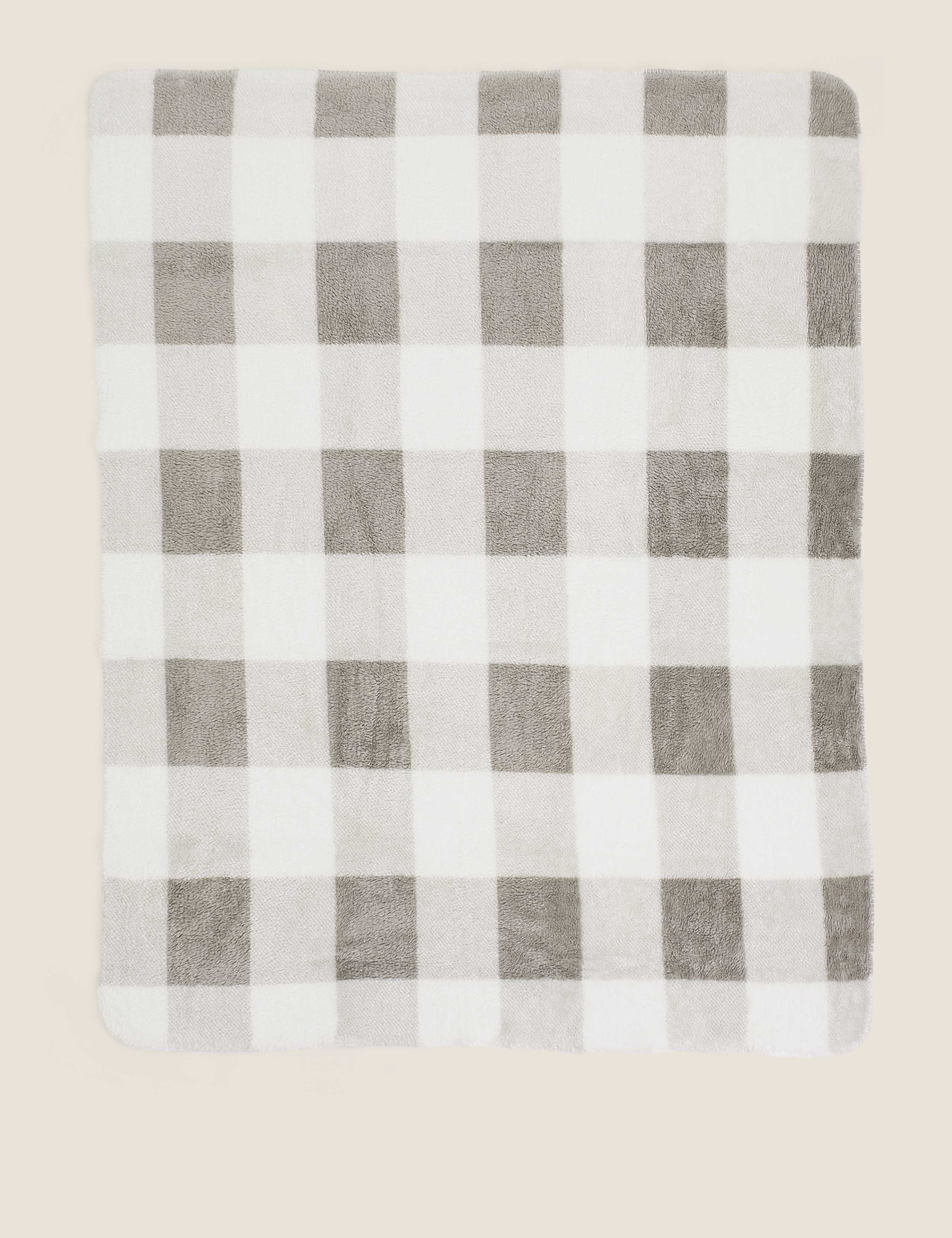 Checked Luxury Throw 5 of 7