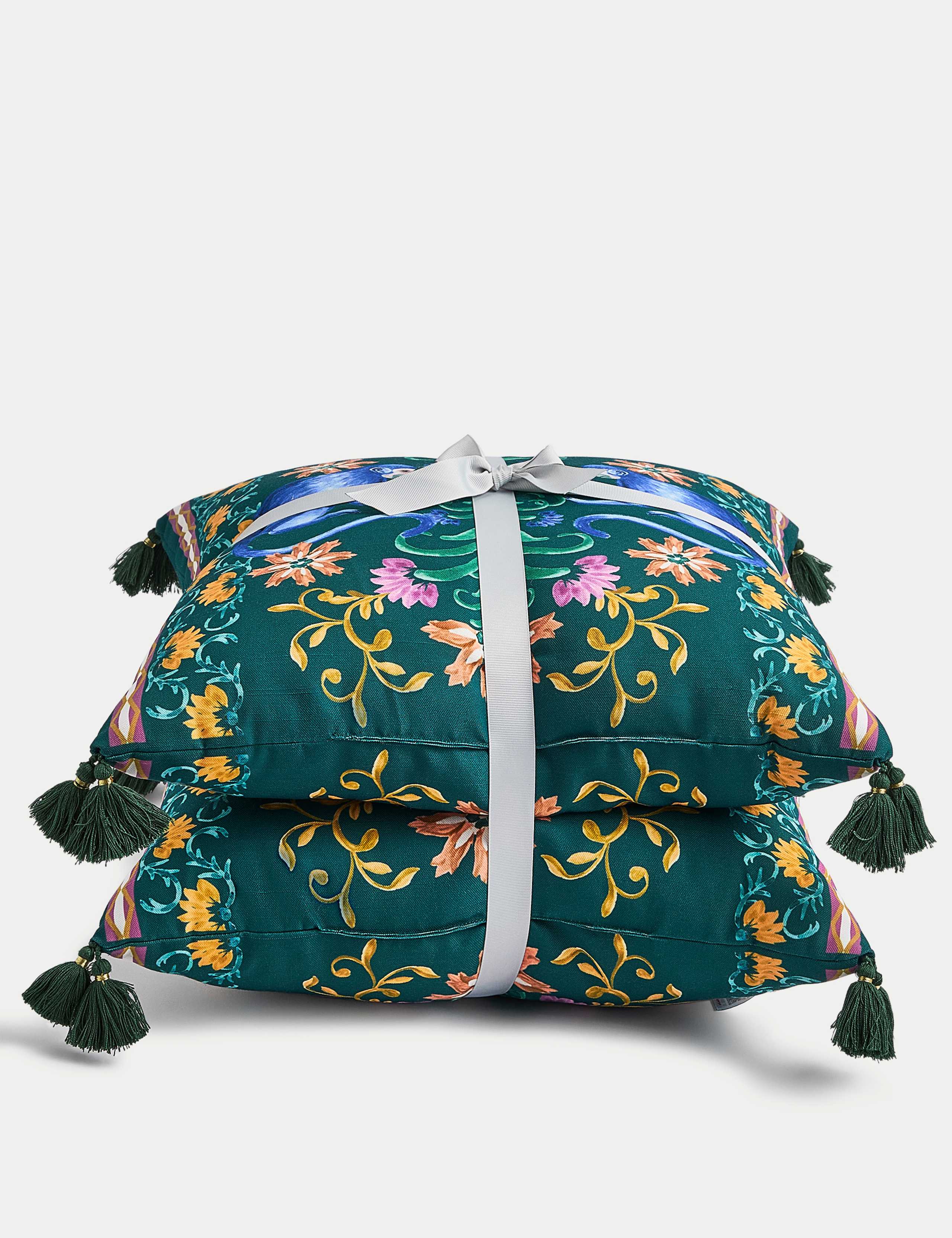 Set of 2 Monkey Outdoor Cushions 4 of 5