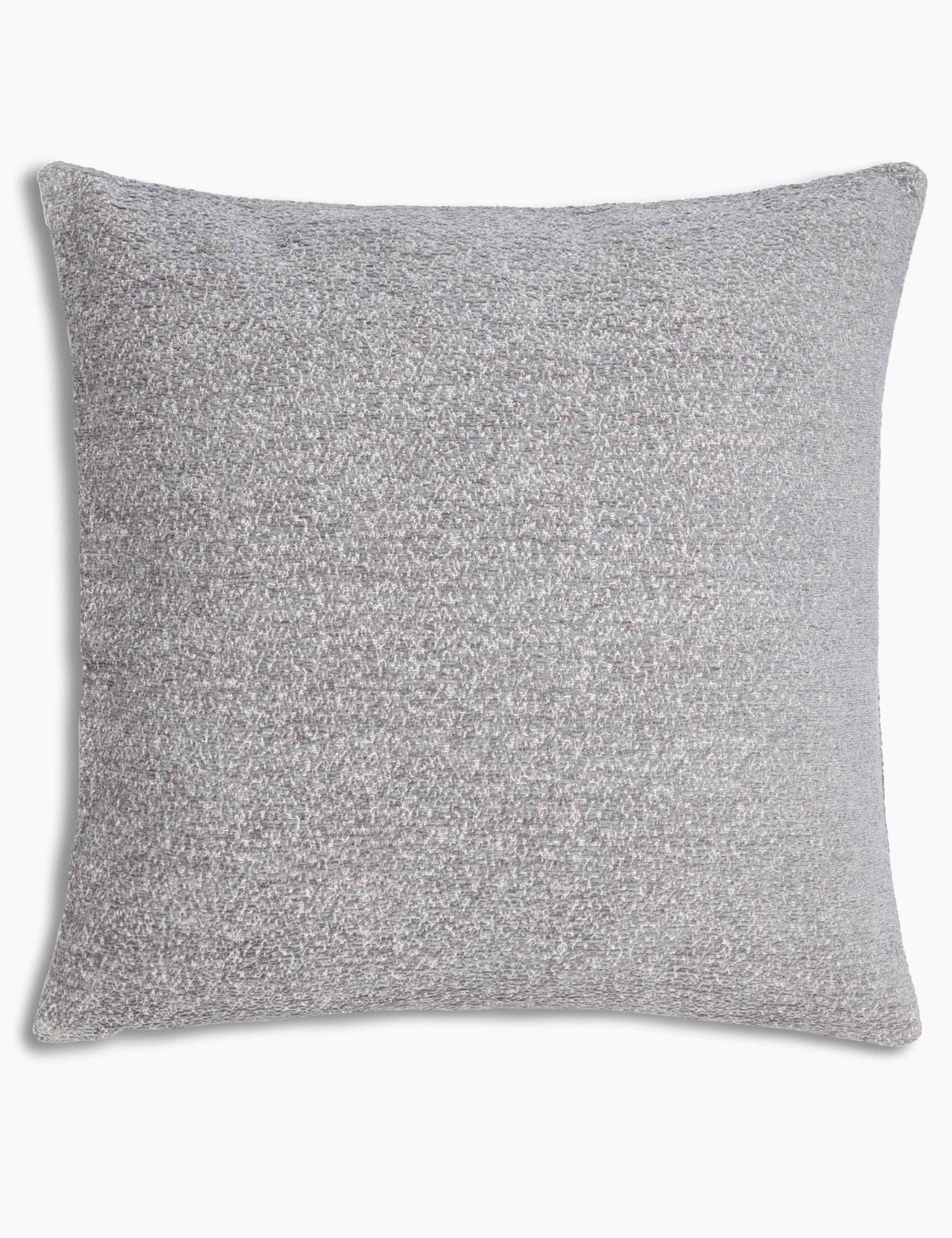 Isabella Cushion 2 of 3