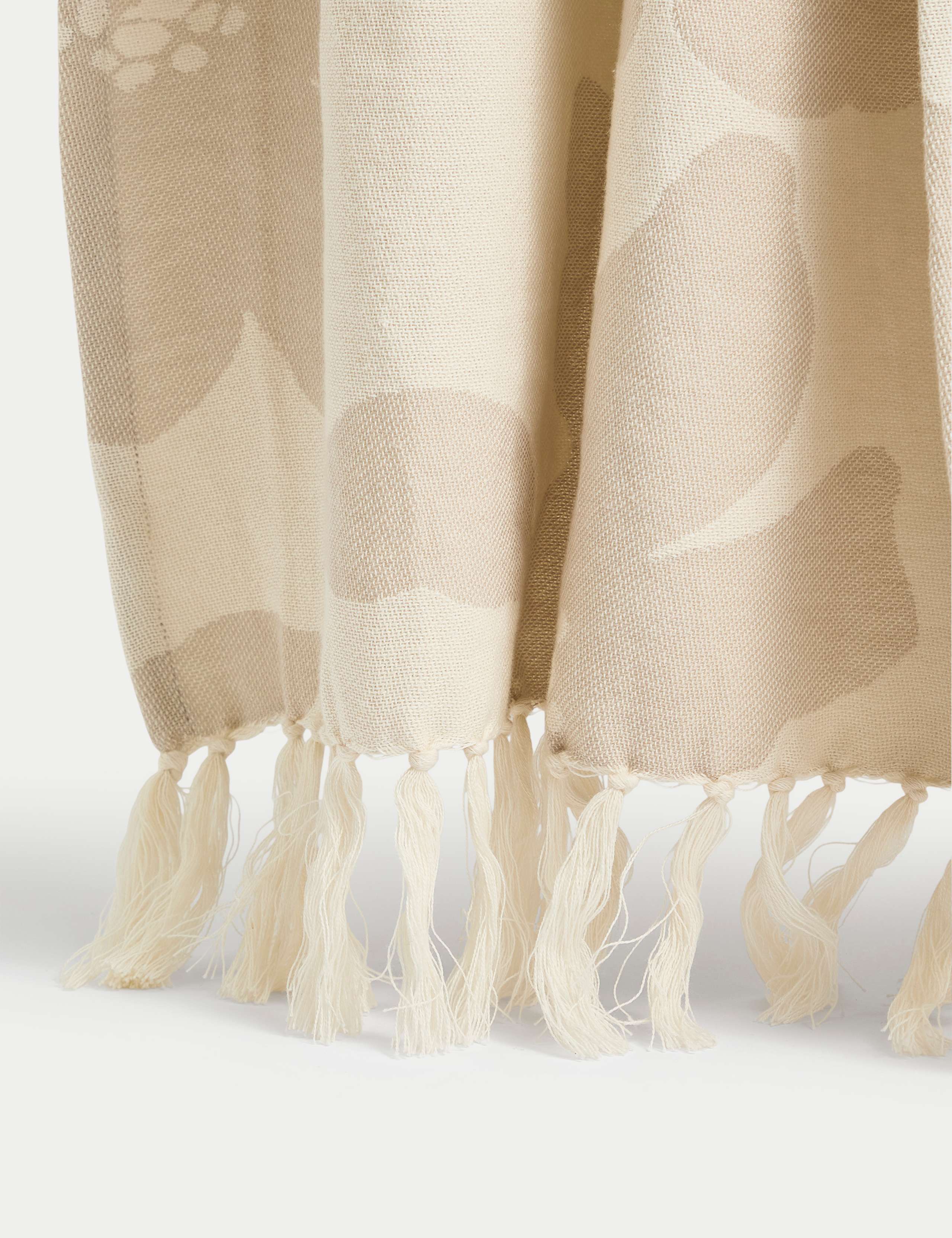 Pure Cotton Floral Jacquard Throw 2 of 4