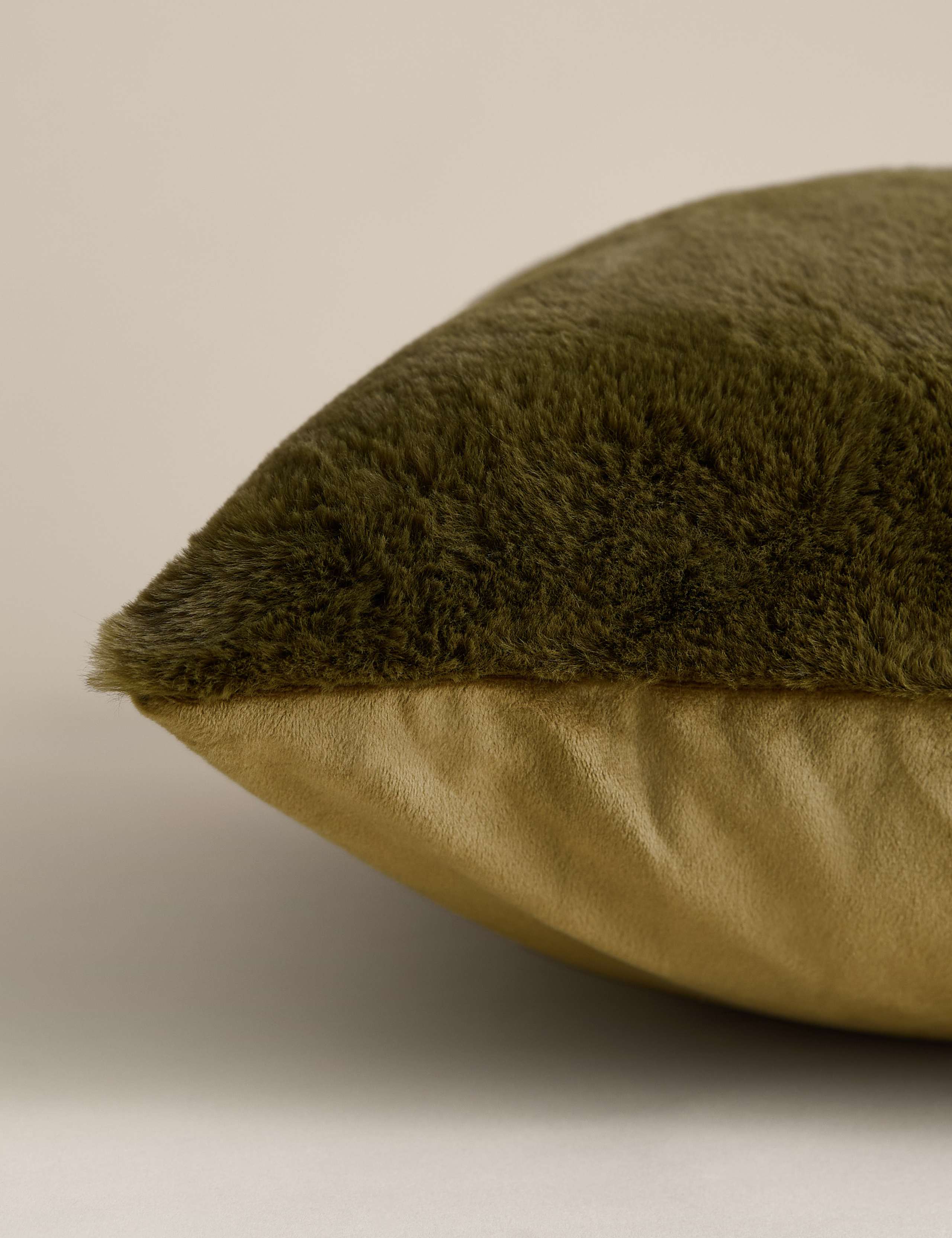 Supersoft Faux Fur Cushion 2 of 4