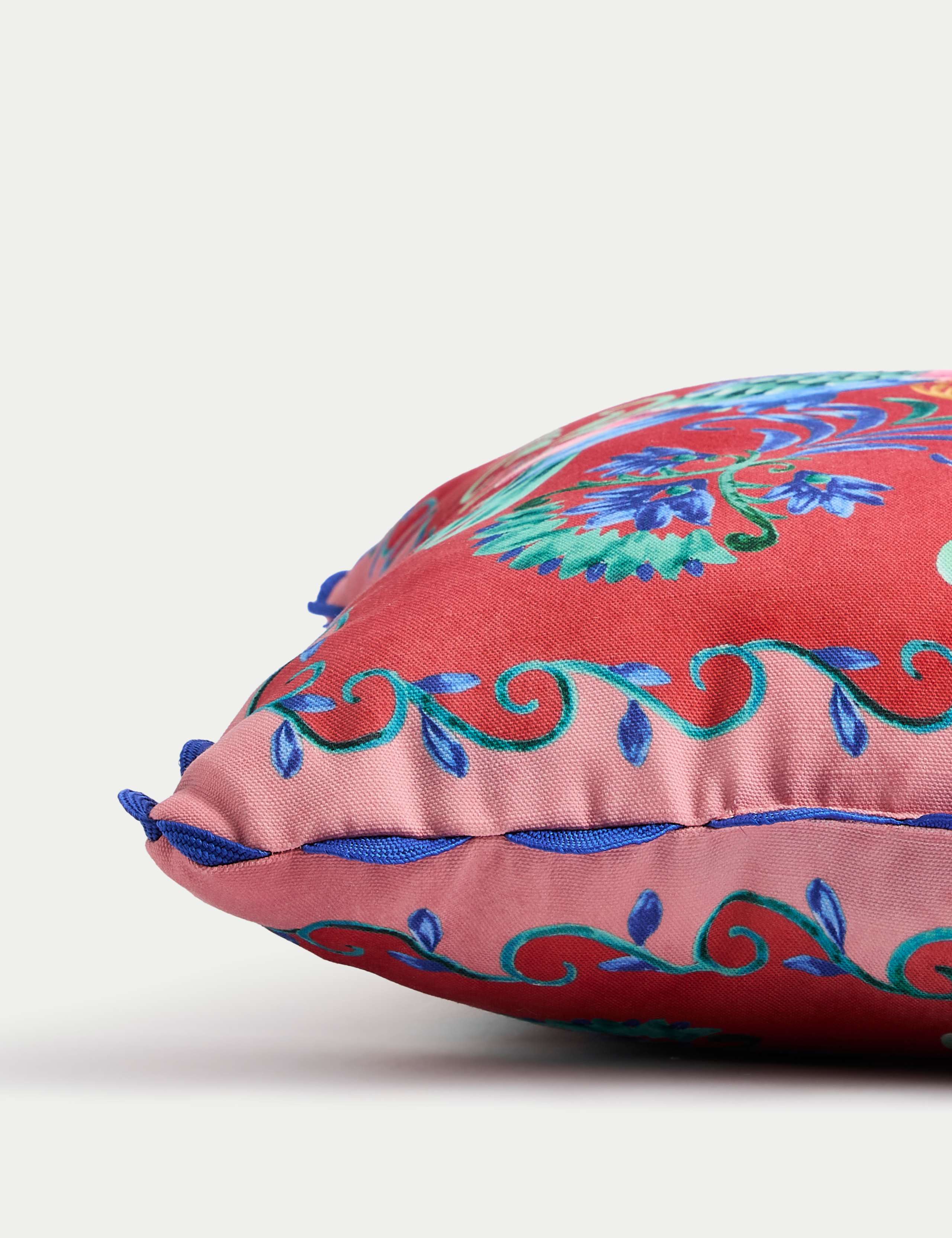 Set of 2 Bird Print Outdoor Cushions 2 of 5