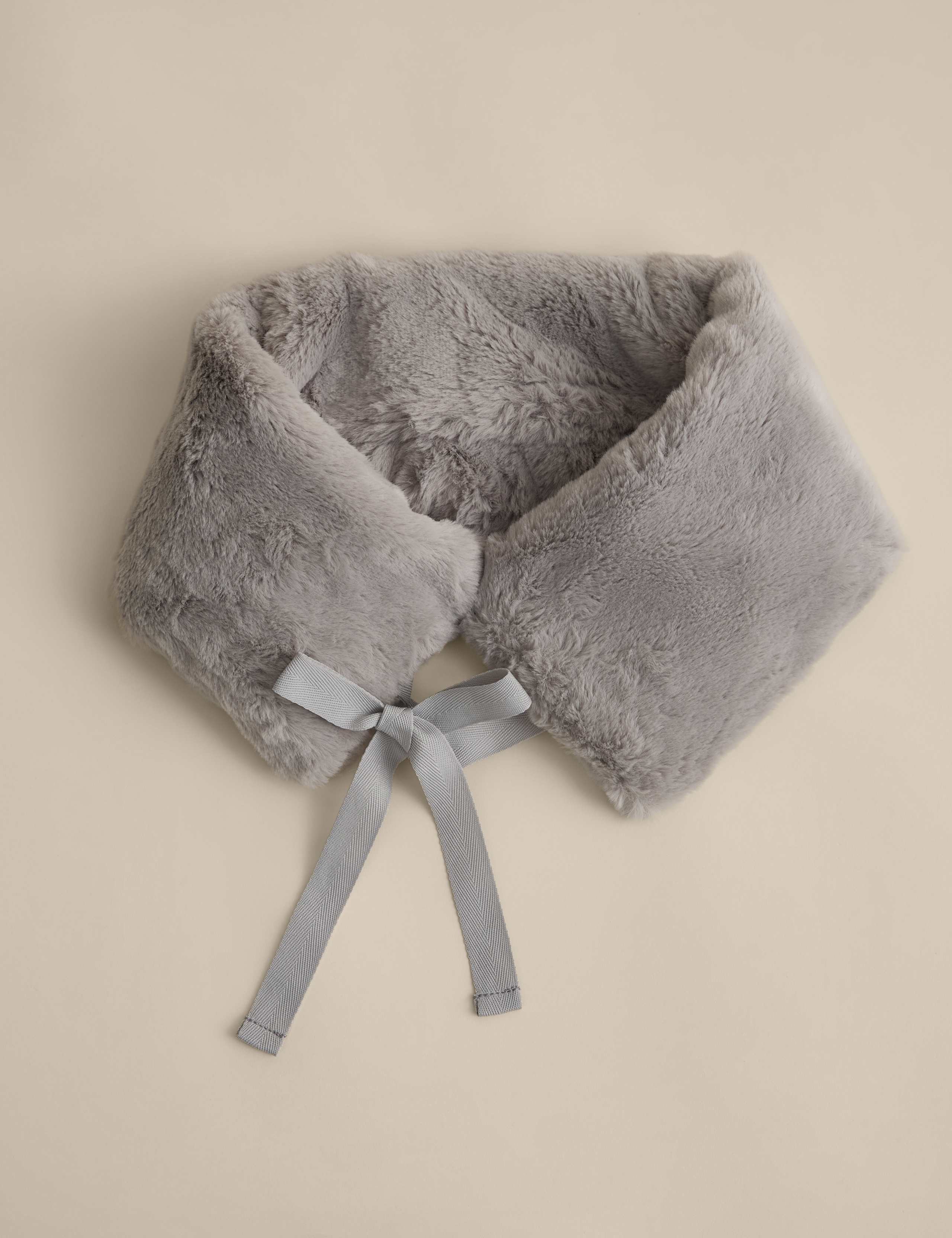 Supersoft Faux Fur Heat Pad 1 of 5