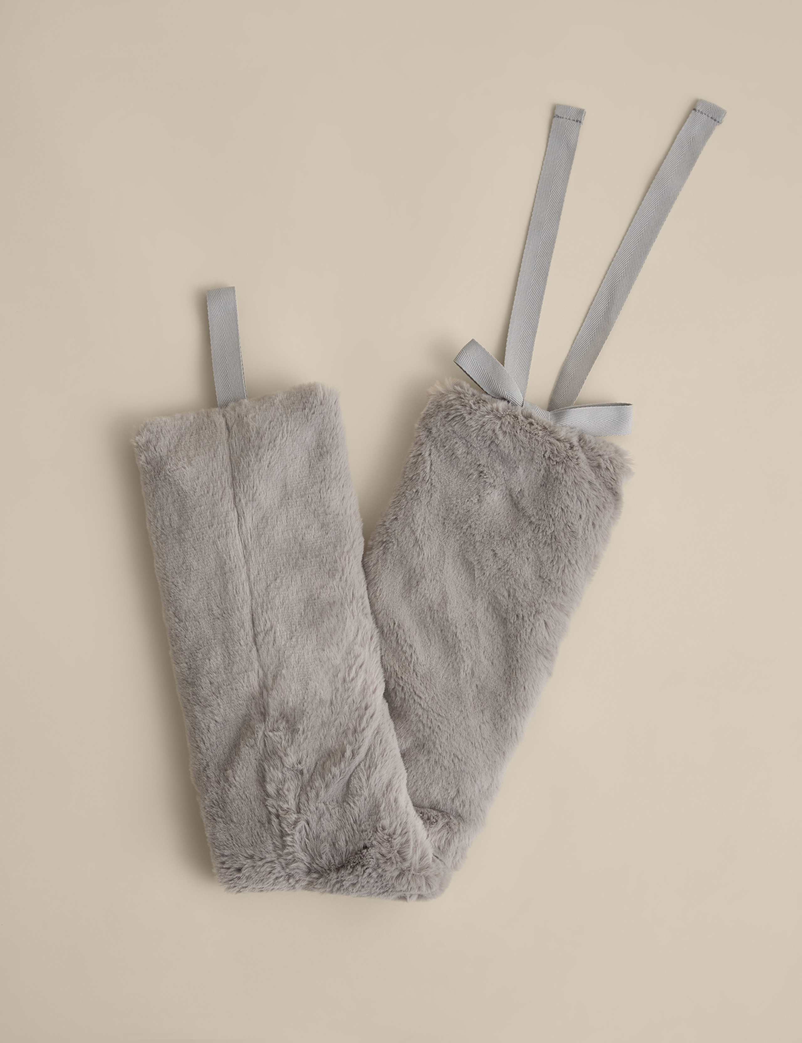 Supersoft Faux Fur Heat Pad 3 of 5