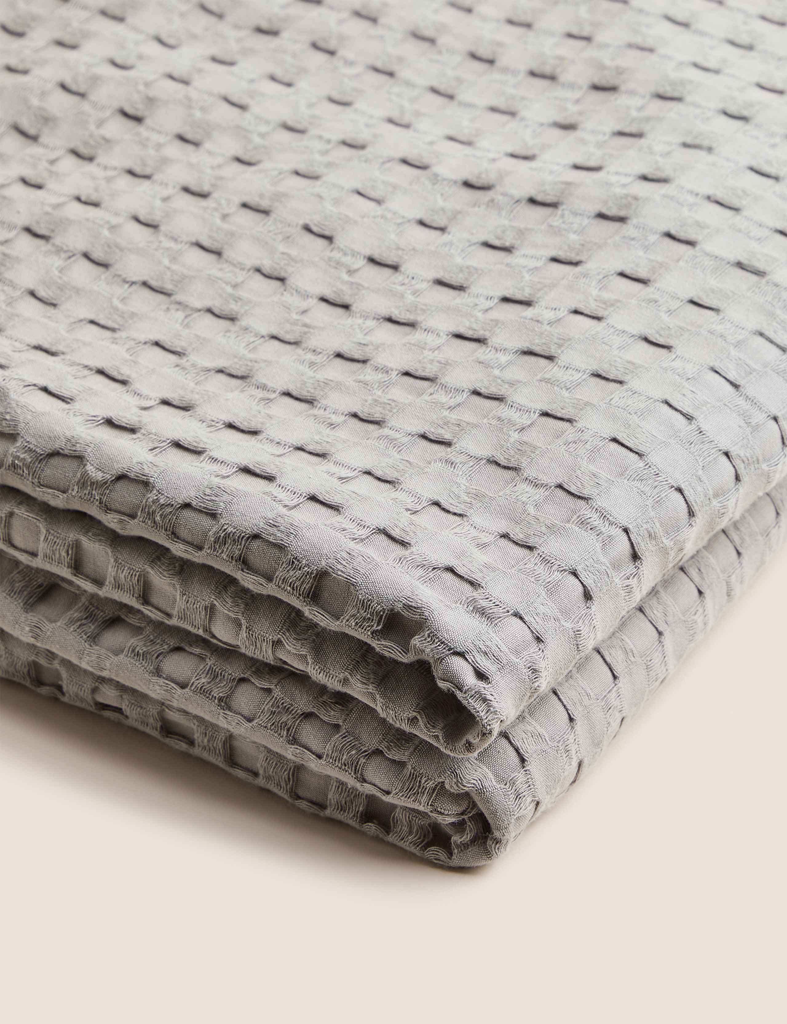 Pure Cotton Large Waffle Throw 3 of 6