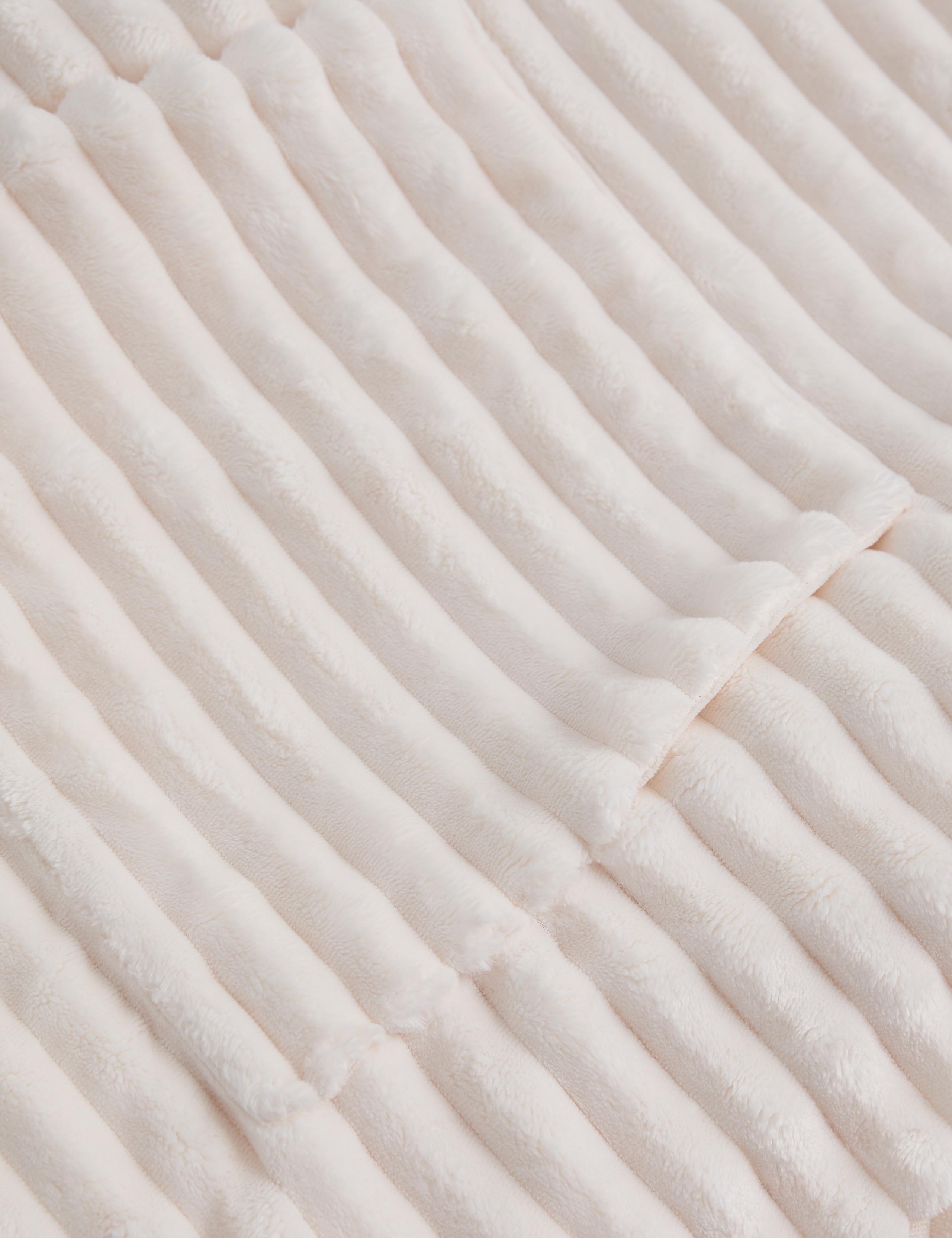 Ribbed Fleece Snuggle 3 of 3