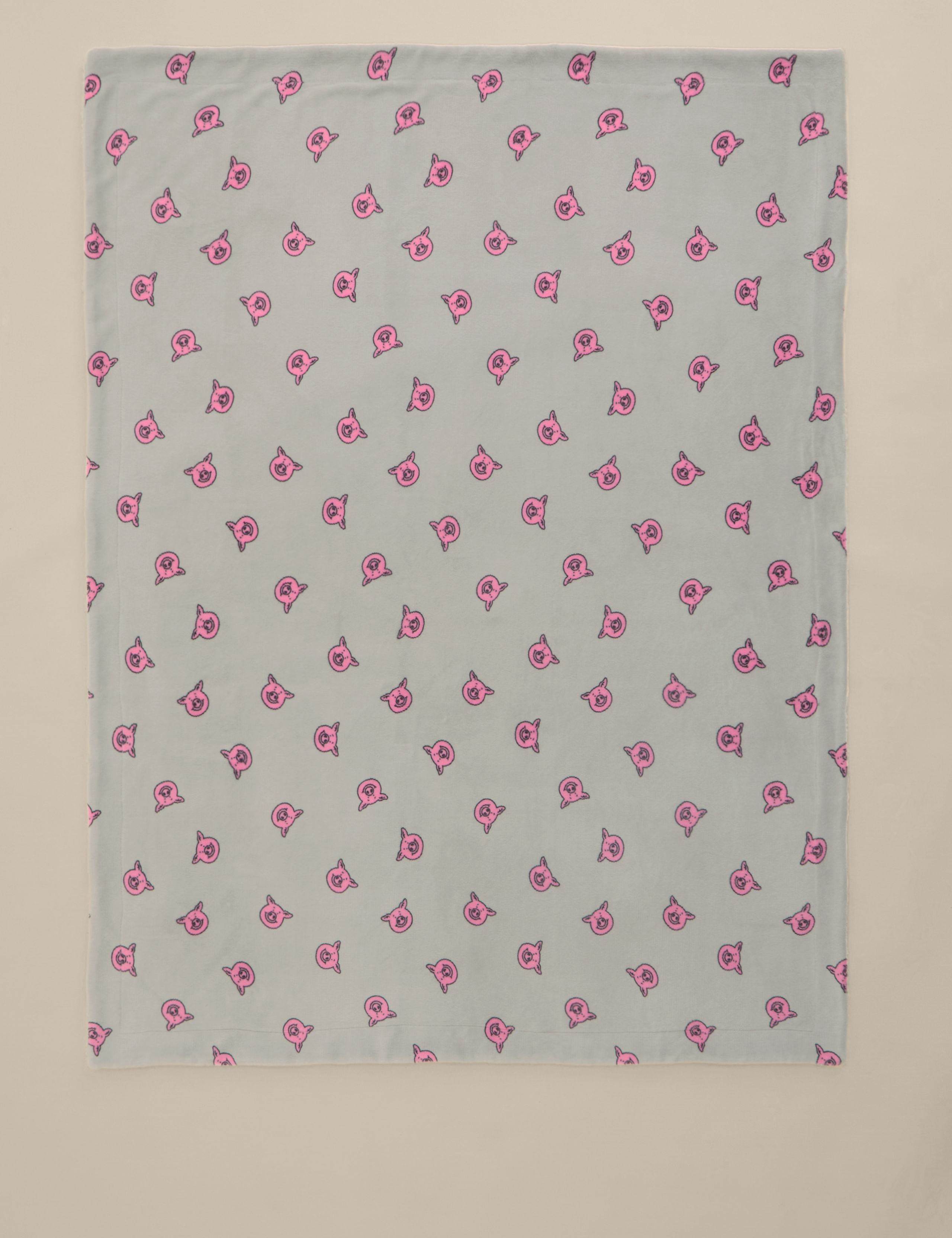 Percy Borg Fleece Throw 3 of 4