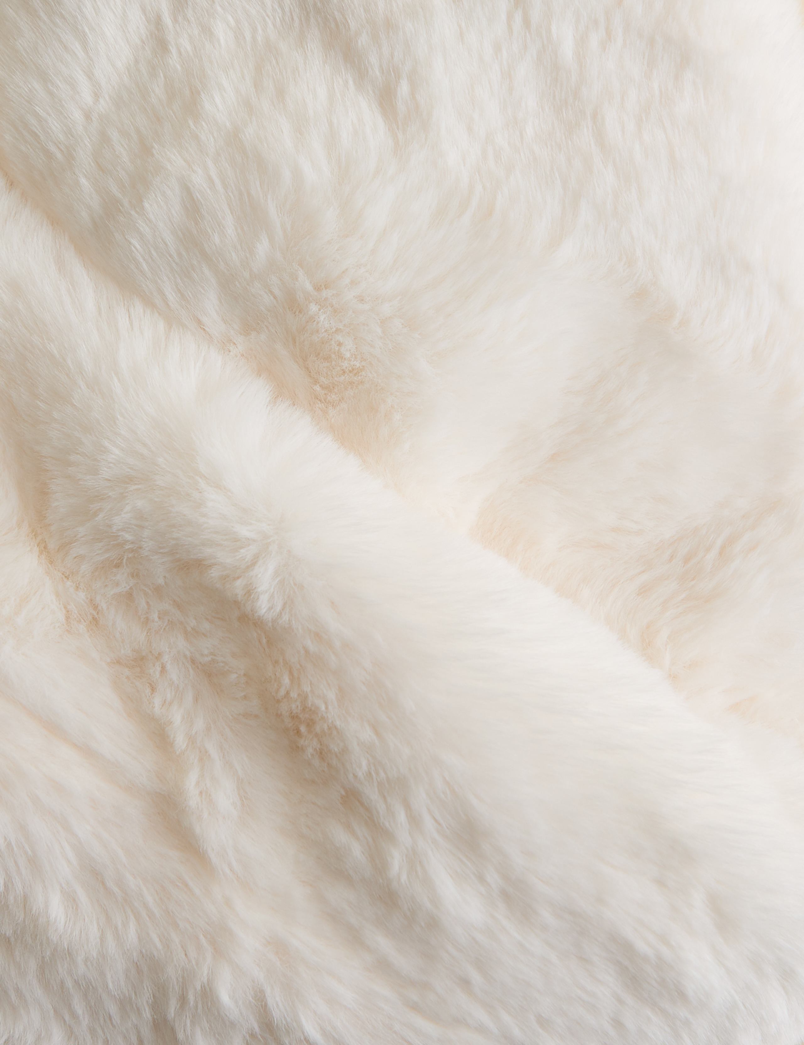 Supersoft Faux Fur Hottie 3 of 5