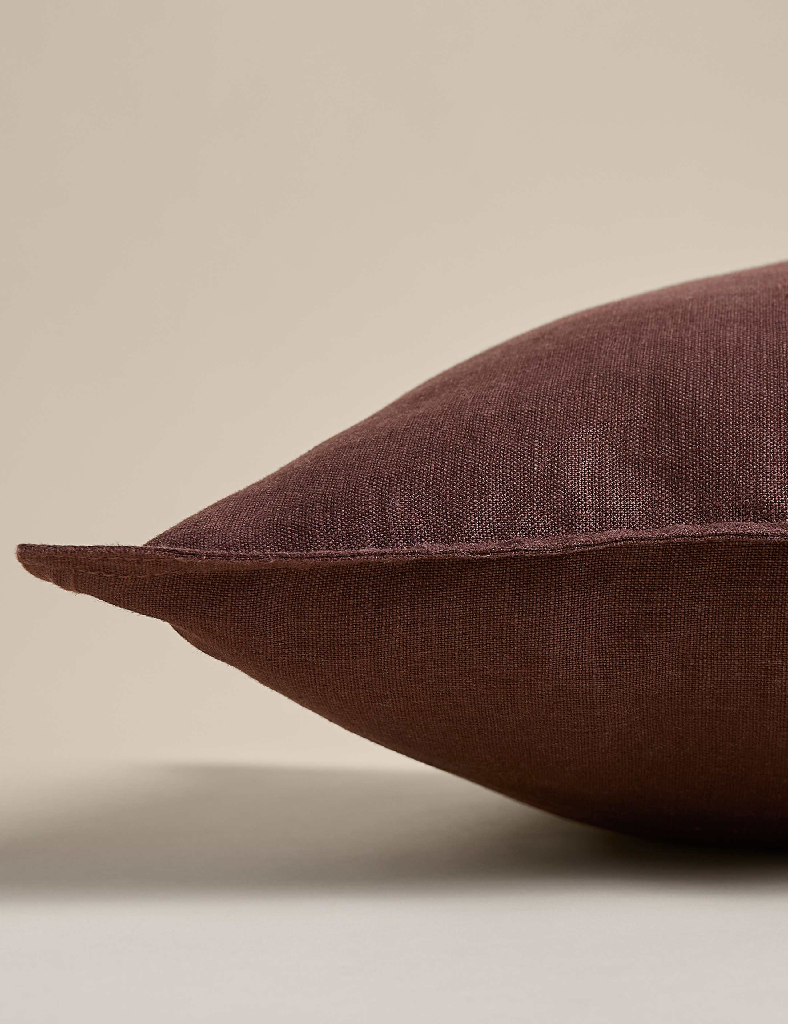 Pure Linen Flange Trim Cushion 2 of 3