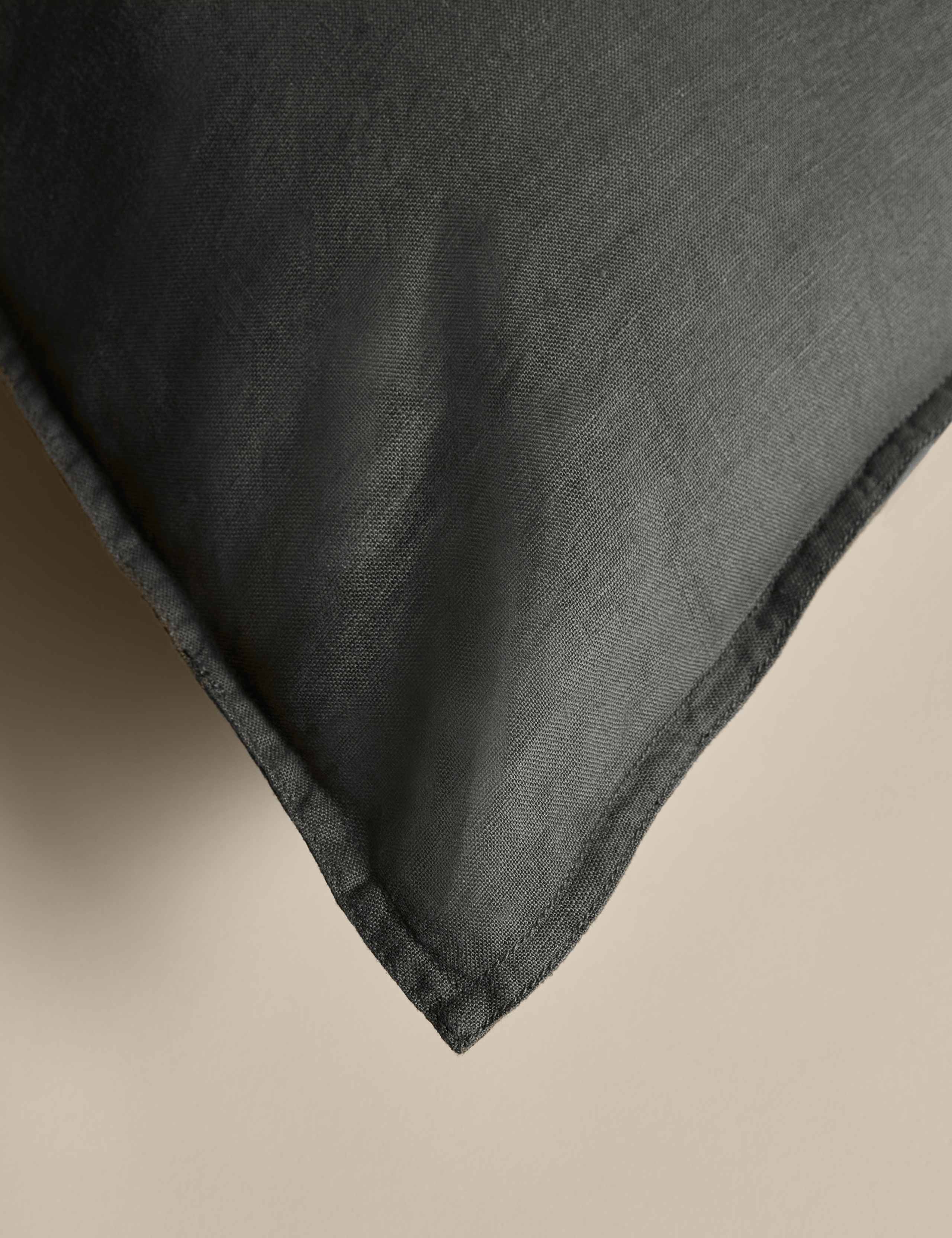 Pure Linen Flange Trim Cushion 3 of 3