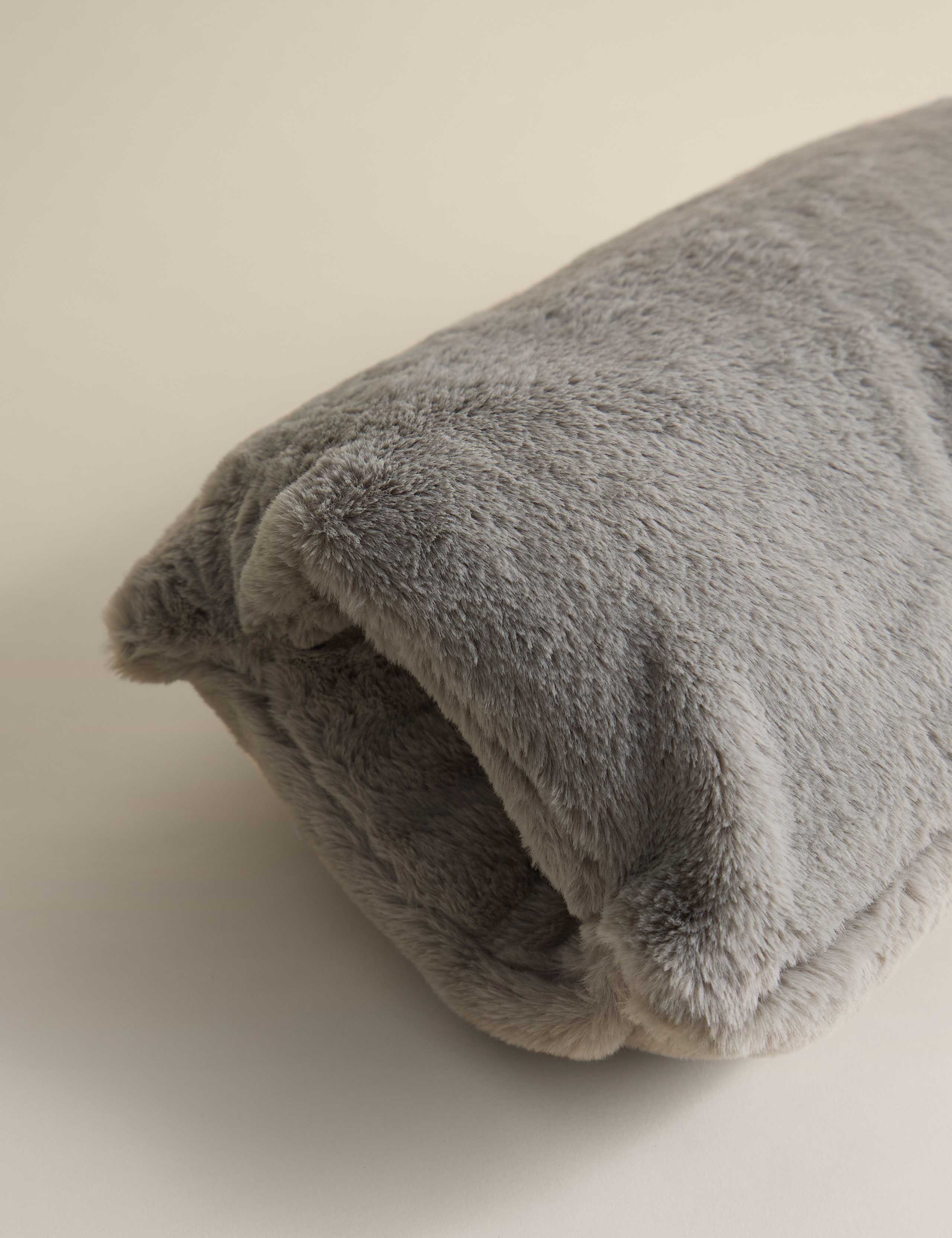 Supersoft Pocket Bolster Cushion 3 of 3
