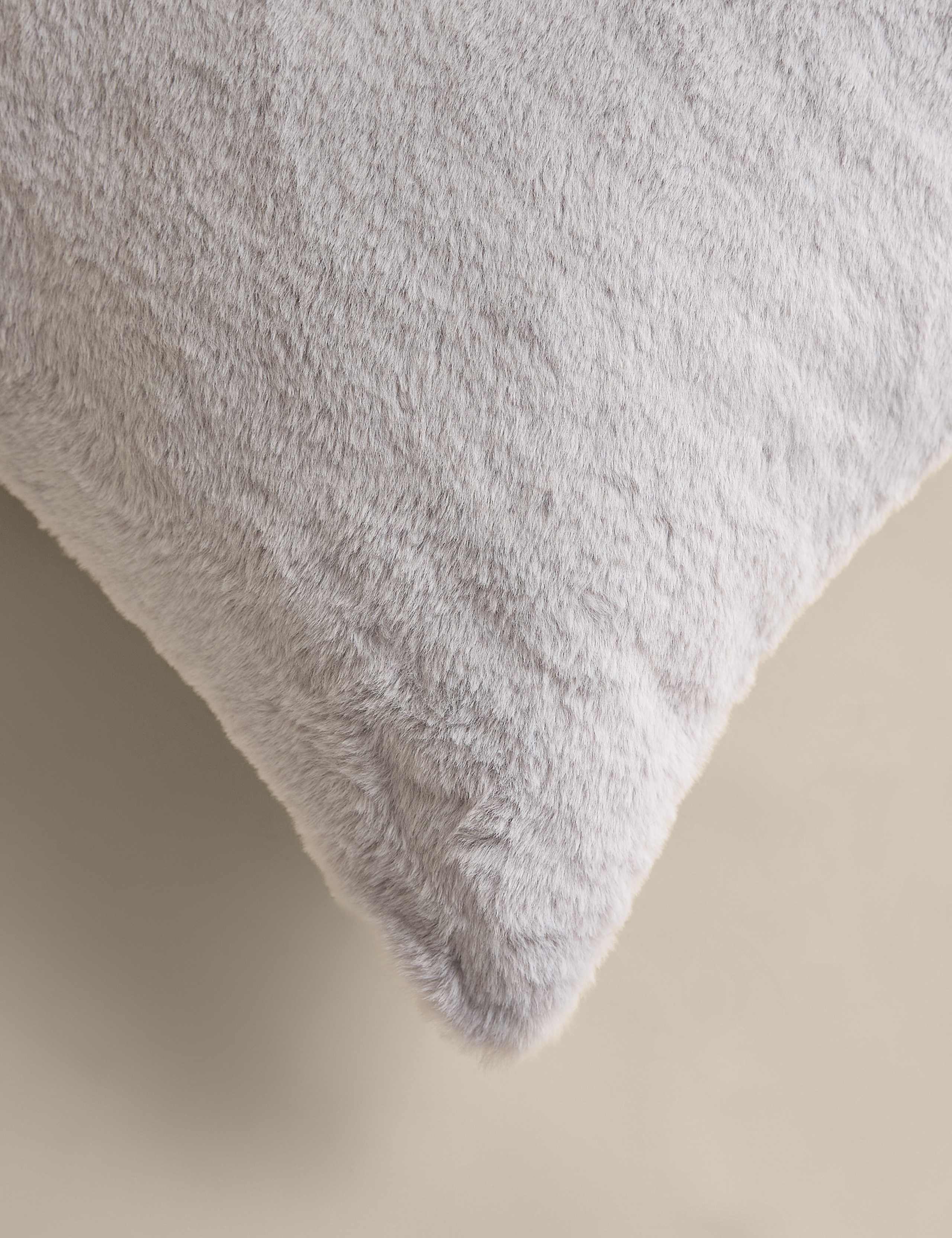 Velvet Supersoft Cushion 4 of 4