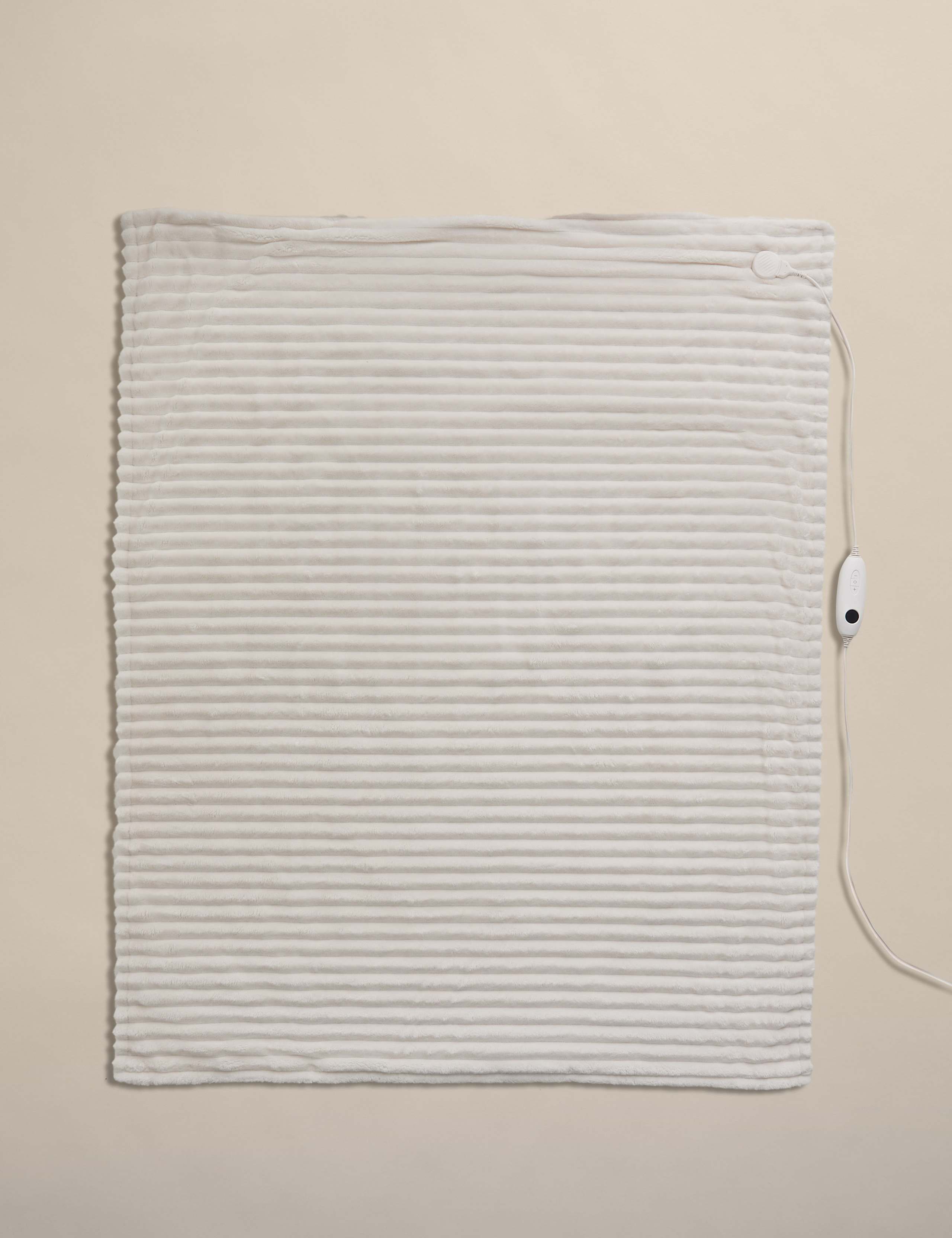 Ribbed Fleece Electric Throw 3 of 4