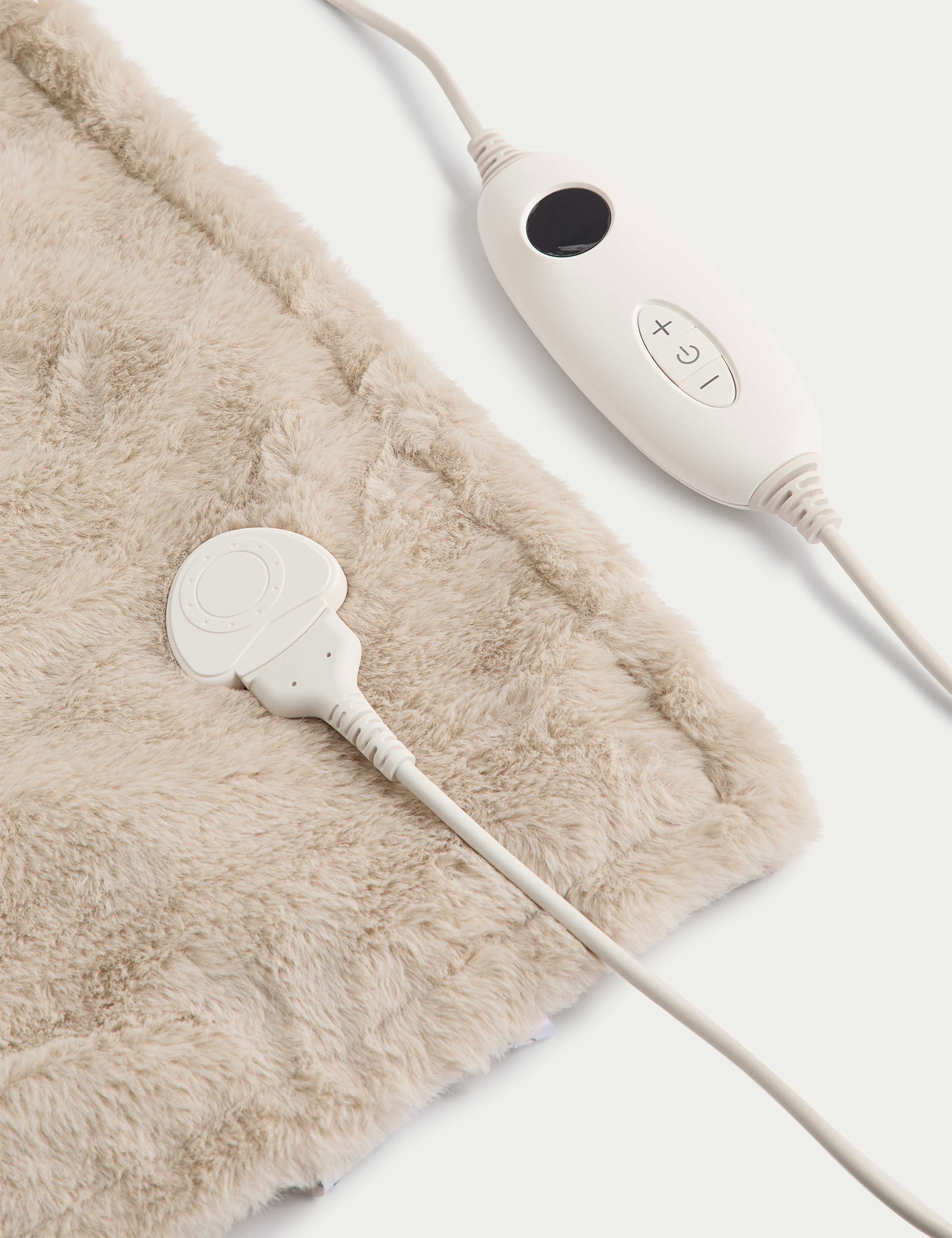 Supersoft Faux Fur Electric Throw 4 of 4